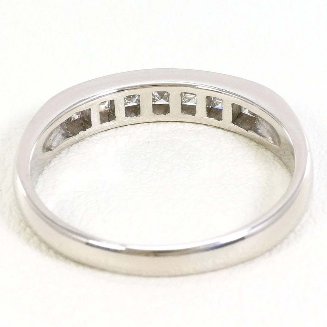 PT900 PLATINUM RING, DIAMOND - 3