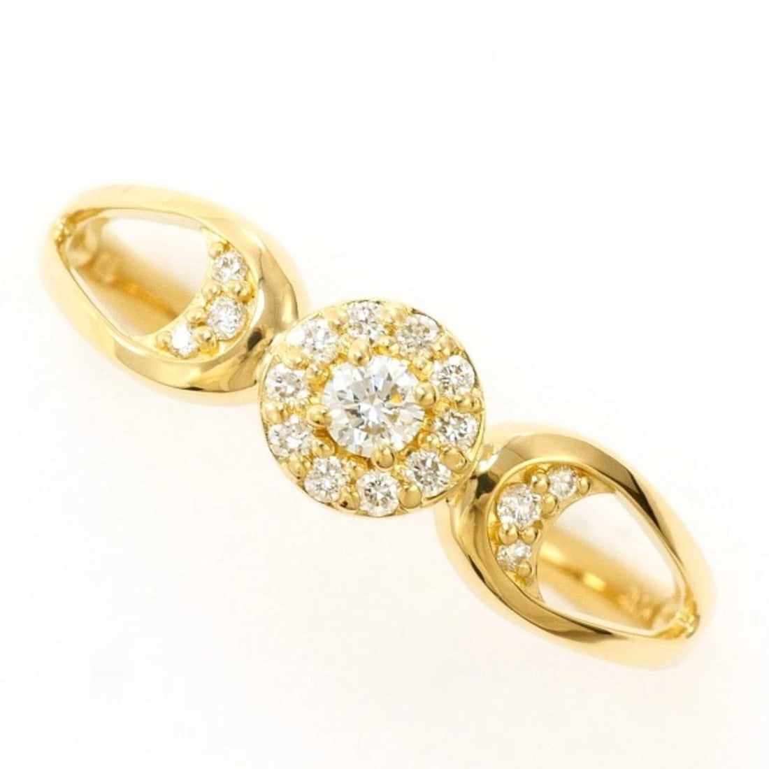 18K (18-KARAT) YELLOW GOLD RING WITH DIAMOND: 18K (18-karat) Yellow Gold Ring with Diamond Brand: Unbranded Type/Style: Band ring Material: Yellow gold (18K), Main Stone Natural Color: Yellow gold Size: US 6.5 Accessories: None Accessories