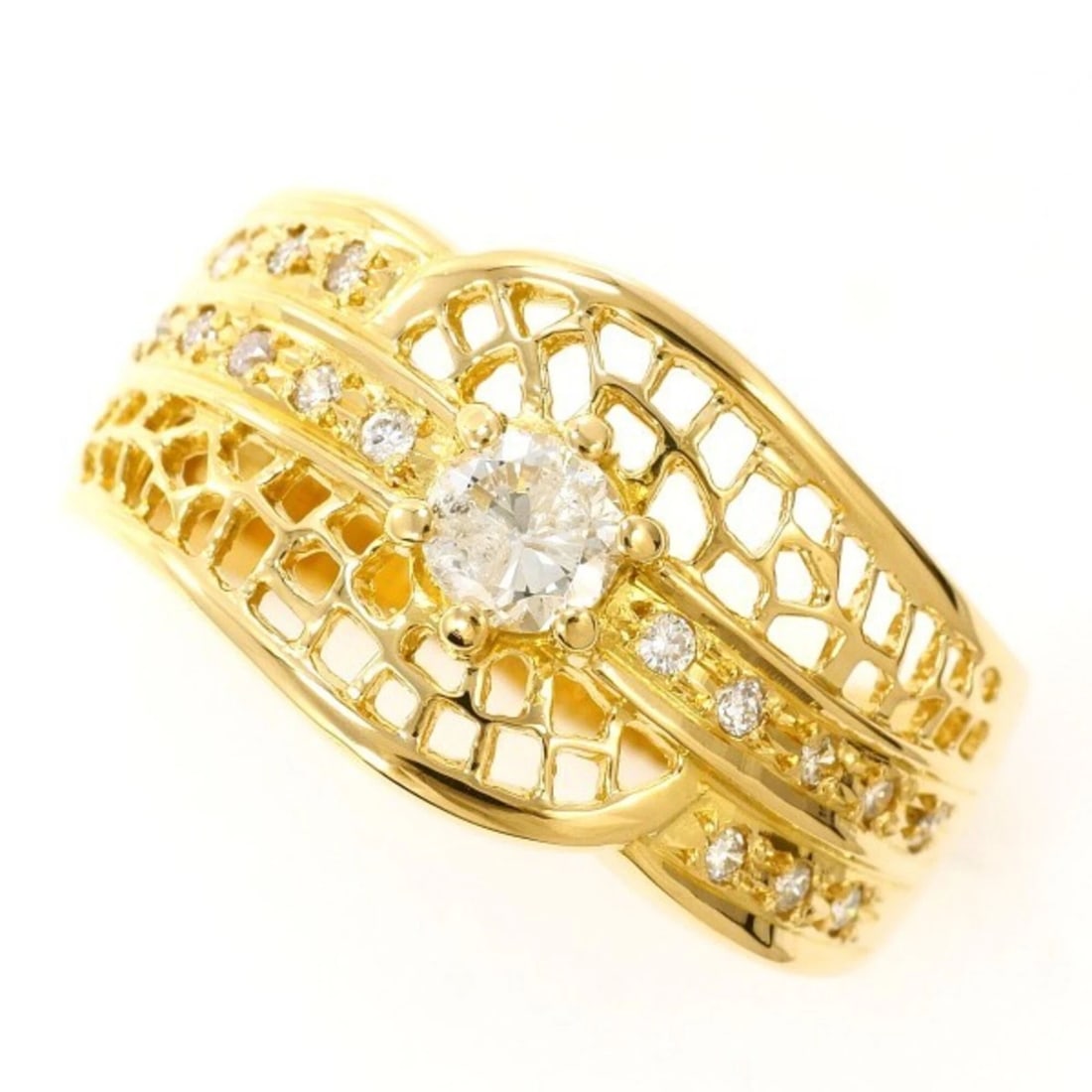 18K (18-KARAT) YELLOW GOLD RING WITH DIAMONDS: 18K (18-karat) Yellow Gold Ring with Diamonds Brand: Unbranded Type/Style: Band ring Material: Yellow gold (18K), Main Stone Natural Color: Yellow gold Size: US 6.5 Accessories: None Acces