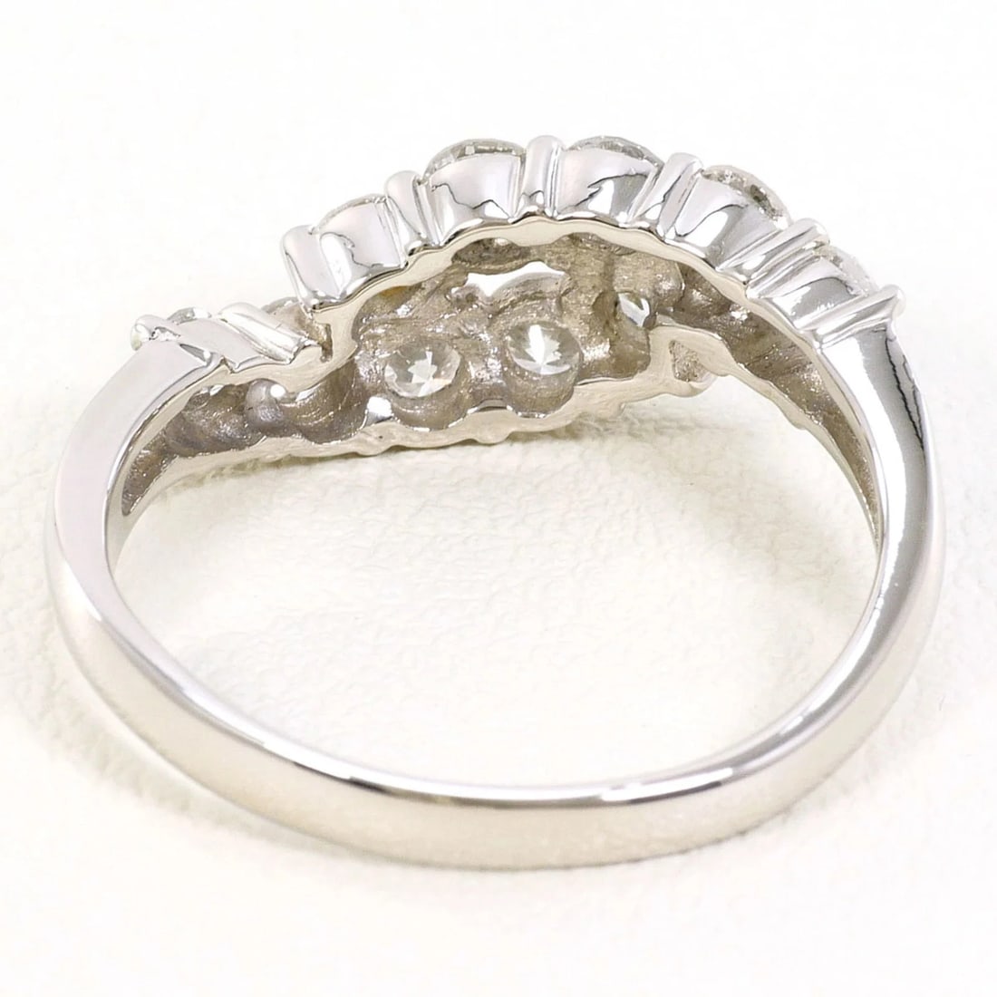 PT900 PLATINUM RING, DIAMOND - 4