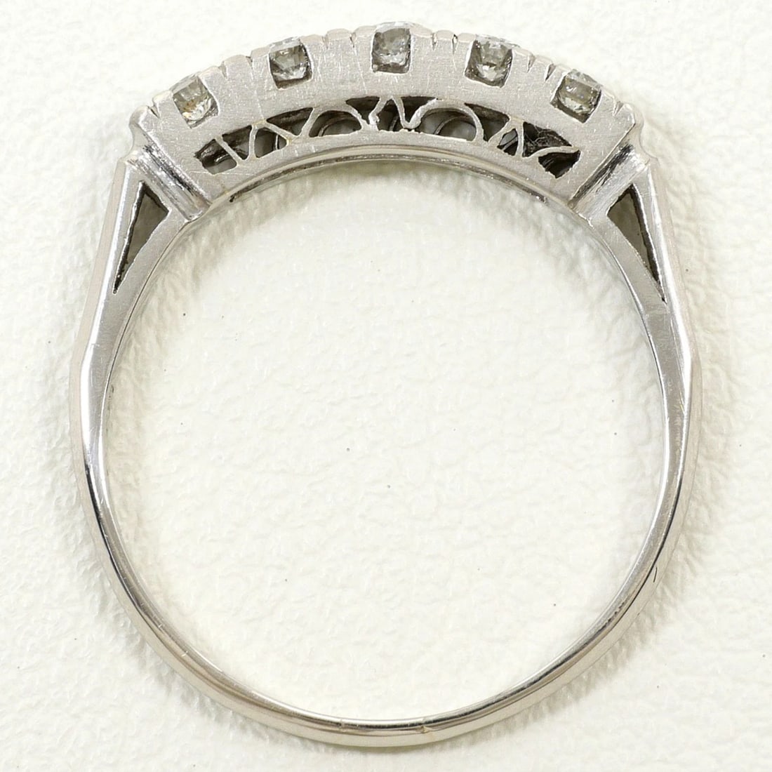PLATINUM RING WITH DIAMOND - 2