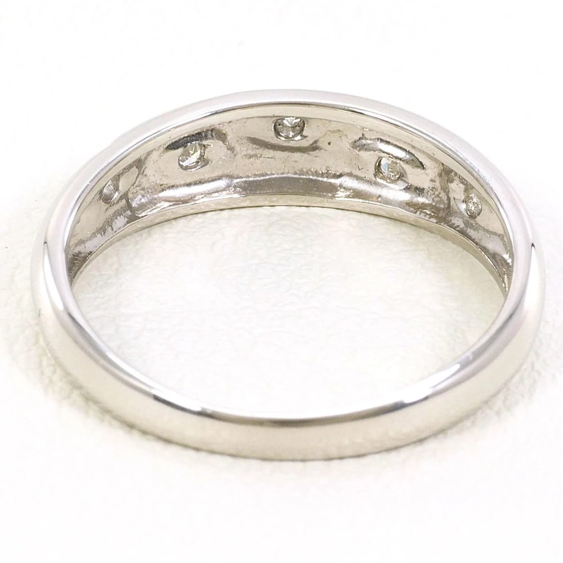 PT900 PLATINUM RING WITH DIAMOND - 3