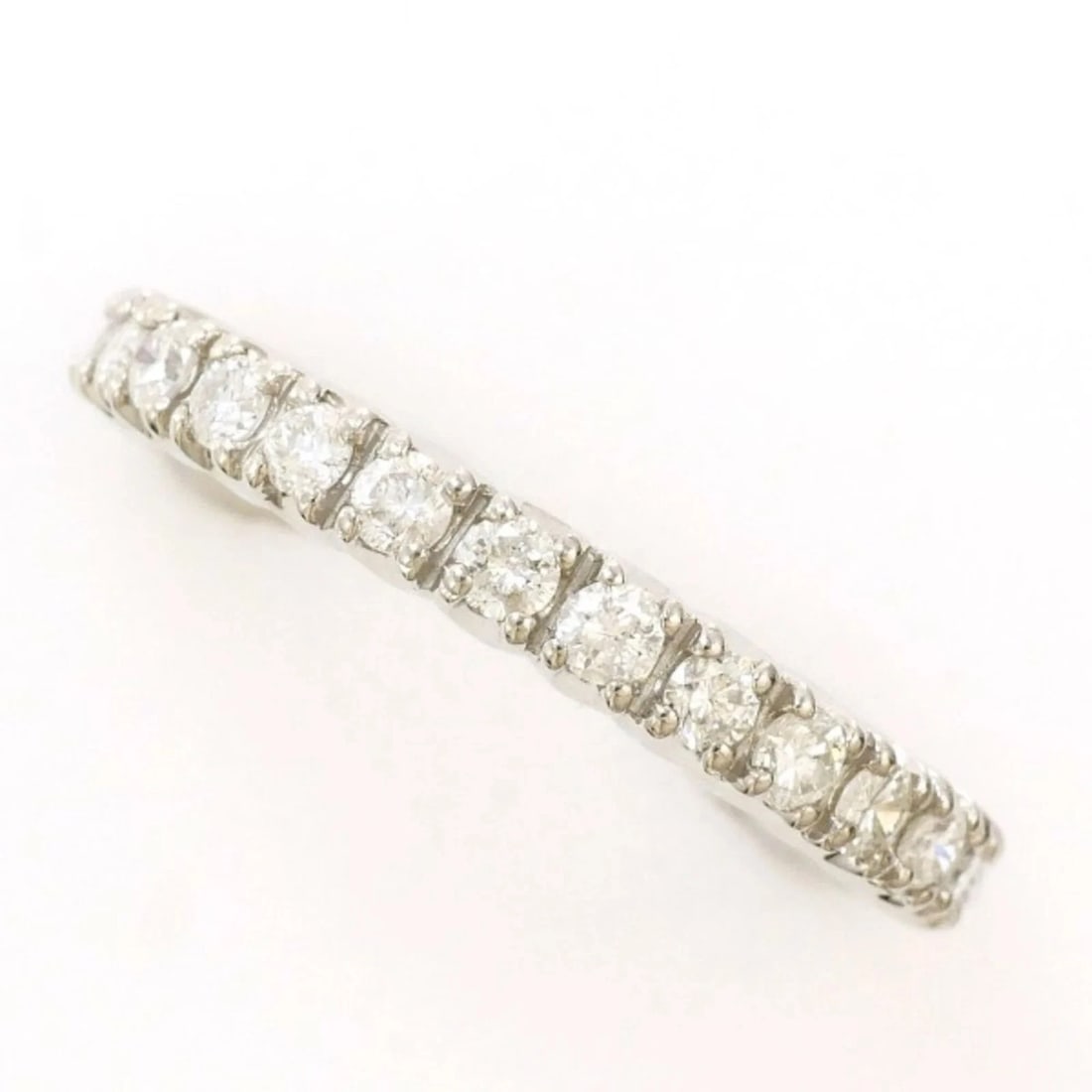 PT900 PLATINUM RING WITH DIAMOND: PT900 Platinum Ring with Diamond Brand: Unbranded Type/Style: Band ring Material: Platinum 900, Main Stone Natural Color: Platinum Size: US 5 Accessories: None Accessories Notice: When pur