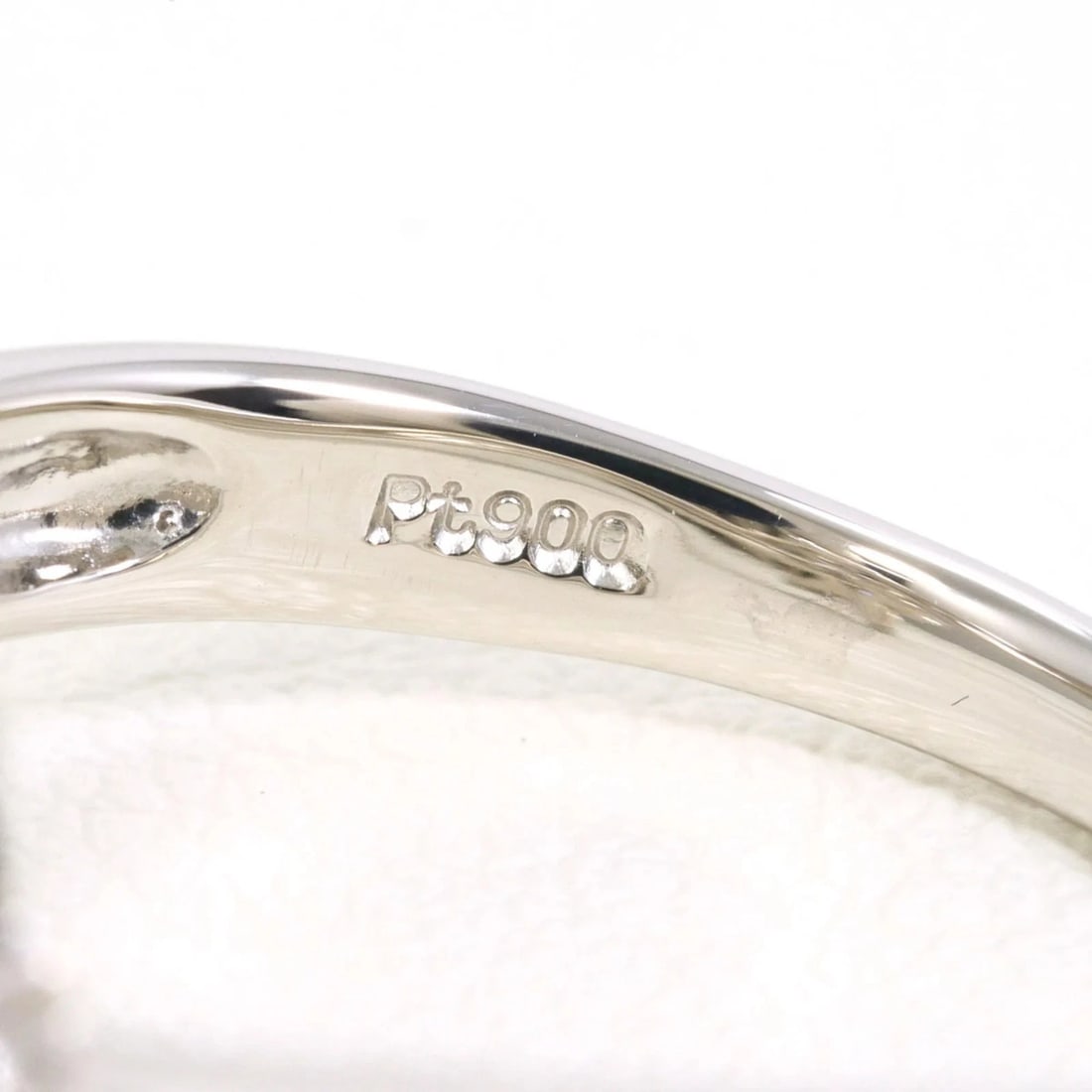 PT900 PLATINUM RING, DIAMOND - 5