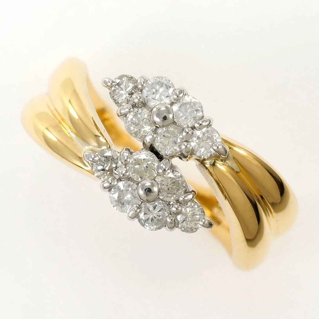 PT900 PLATINUM 18K YELLOW GOLD RING WITH DIAMOND: PT900 Platinum 18K Yellow Gold Ring with Diamond Brand: Unbranded Type/Style: Band ring Material: Platinum 900, Yellow gold (18K), Main Stone Natural Color: Platinum, Yellow gold Size: US 6 Access