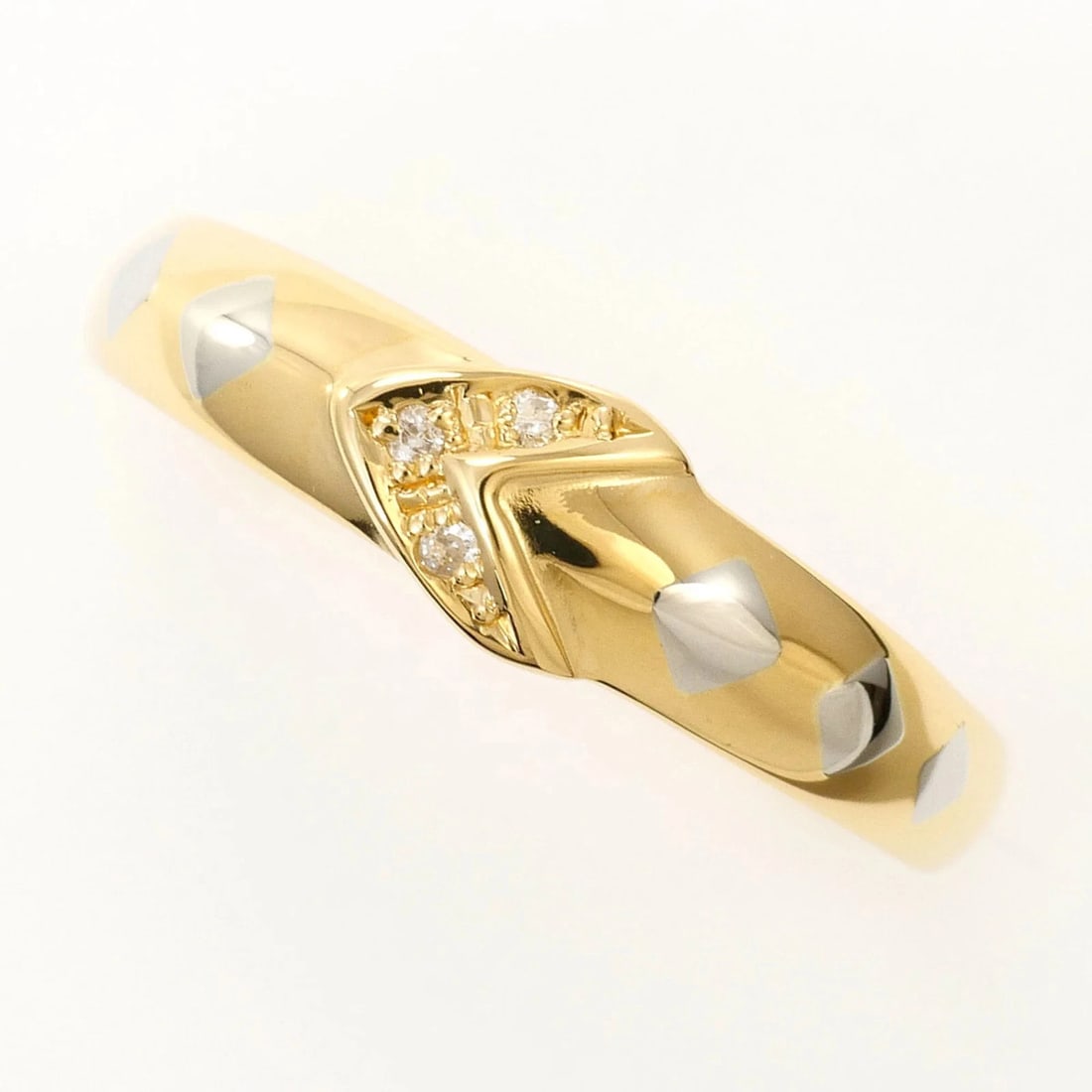 PT900 PLATINUM 18K YELLOW GOLD RING, DIAMOND: PT900 Platinum 18K Yellow Gold Ring, Diamond Brand: Unbranded Type/Style: Band ring Material: Platinum 900, Yellow gold (18K), Main Stone Natural Color: Platinum, Yellow gold Size: US 6.5