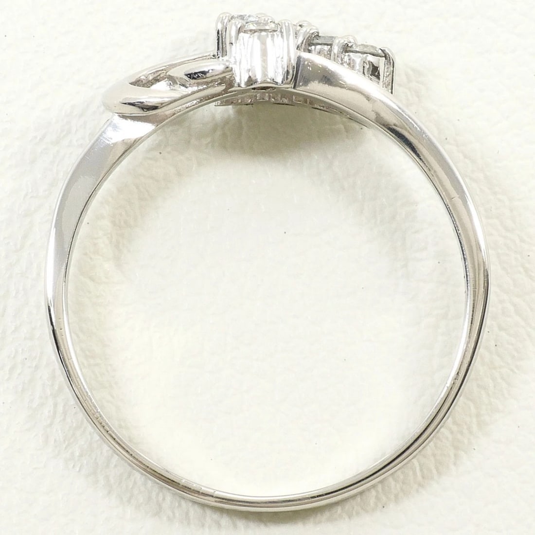 PT900 PLATINUM RING, DIAMOND - 2