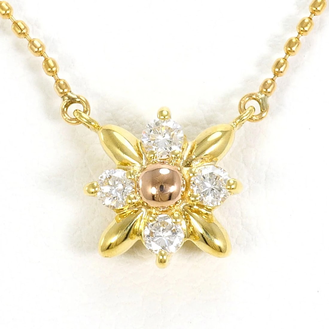 18K (18-KARAT) YELLOW GOLD NECKLACE WITH DIAMOND: 18K (18-karat) Yellow Gold Necklace with Diamond Brand: Unbranded Type/Style: Necklace Material: Pink gold (18K), Yellow gold (18K), Main Stone Natural Color: Pink gold, Yellow gold Size: Length: 40cm