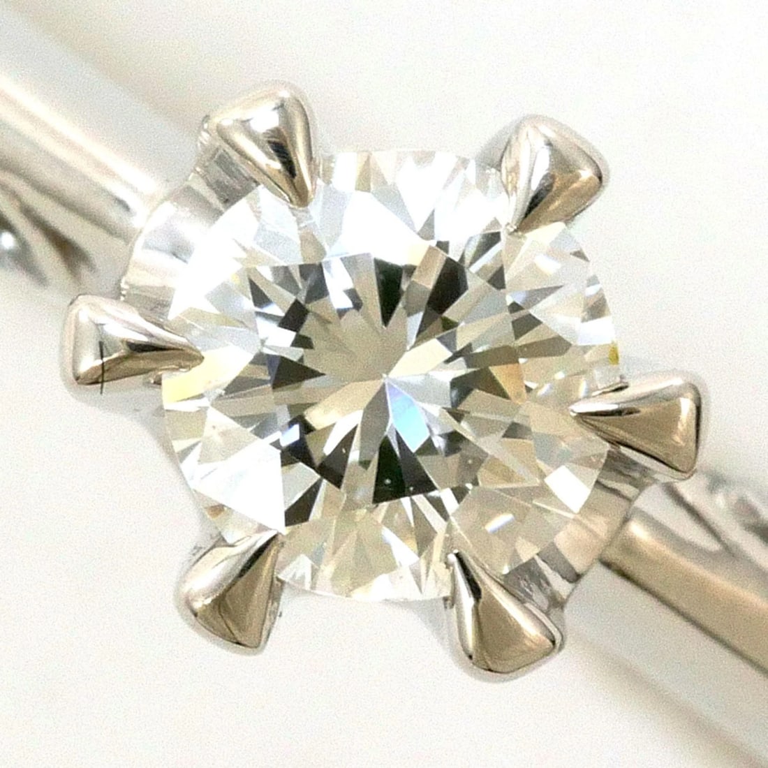 PT900 PLATINUM RING, DIAMOND - 2