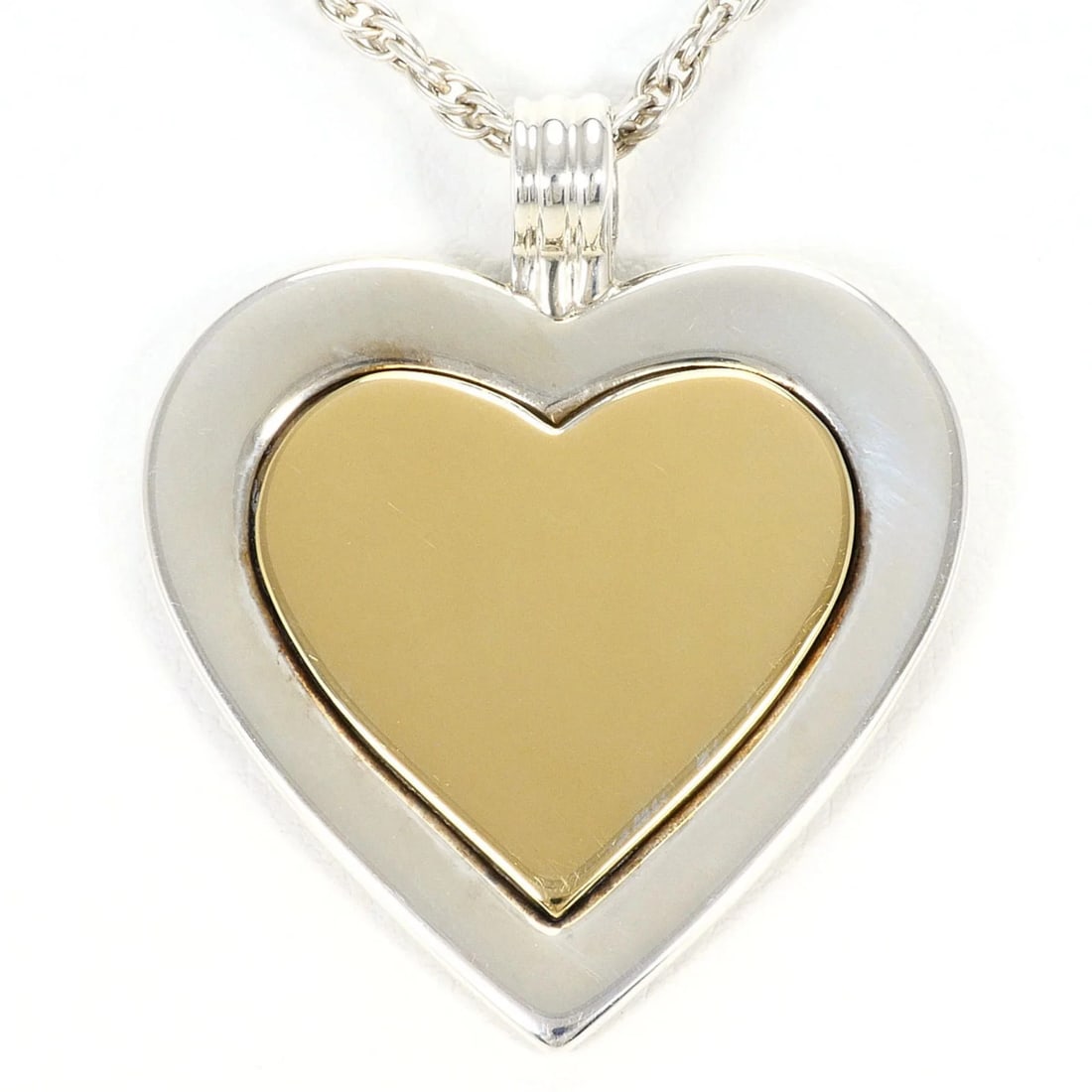 TIFFANY & CO. HEART 18K YELLOW GOLD SILVER NECKLACE: Tiffany & Co. Heart 18K Yellow Gold Silver Necklace Brand: Tiffany Type/Style: Necklace Material: Silver 925, Yellow gold (18K), Main Stone Natural Color: Silver, Yellow gold Size: Length: 45cm Ac