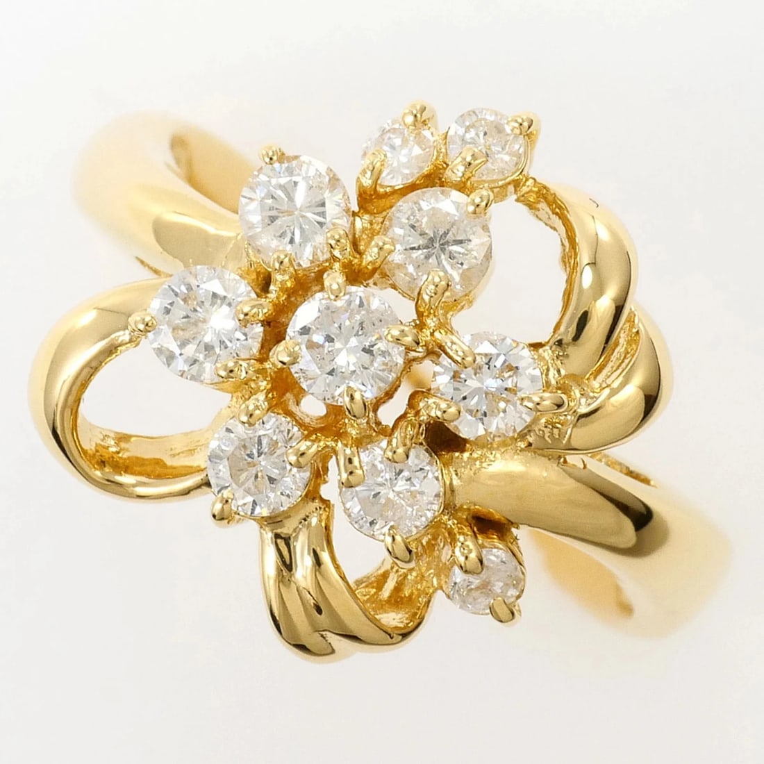18K (18-KARAT) YELLOW GOLD RING WITH DIAMOND: 18K (18-karat) Yellow Gold Ring with Diamond Brand: Unbranded Type/Style: Band ring Material: Yellow gold (18K), Main Stone Natural Color: Yellow gold Size: US 4 Accessories: None Accessor