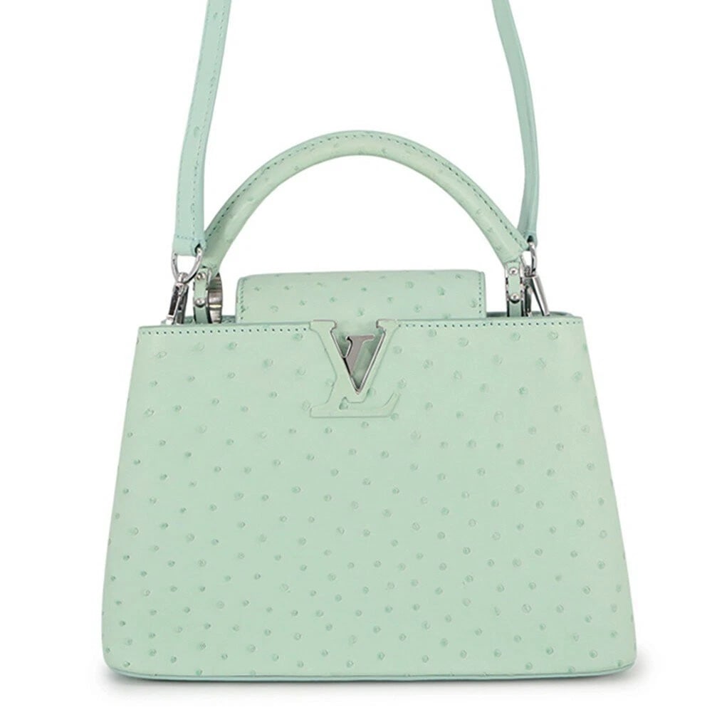 LOUIS VUITTON CAPUCINES BB OSTRICH EXOTIC LEATHER 2WAY SHOULDER BAG PURSE: LOUIS VUITTON Capucines BB Ostrich Exotic Leather 2WAY Shoulder Bag Purse Brand: Louis Vuitton Type/Style: Satchel/Top Handle Bag Material: Ostrich Leather Color: Light Green Size: W26.5cm x H17.5cm x