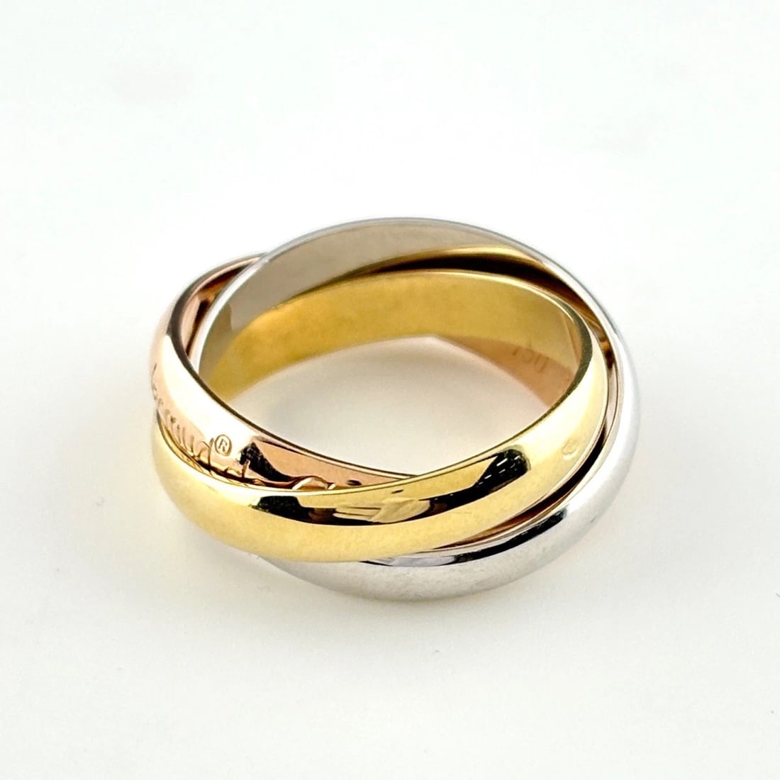 CARTIER TRINITY RING YG RING 750: Cartier Trinity Ring Yg Ring 750 Brand: CARTIER Type/Style: Ring Material: 750YG, Main Stone None Color: YG Size: US5.5 to 6 Accessories: None Accessories Notice: When purchasing pre-owned goods,