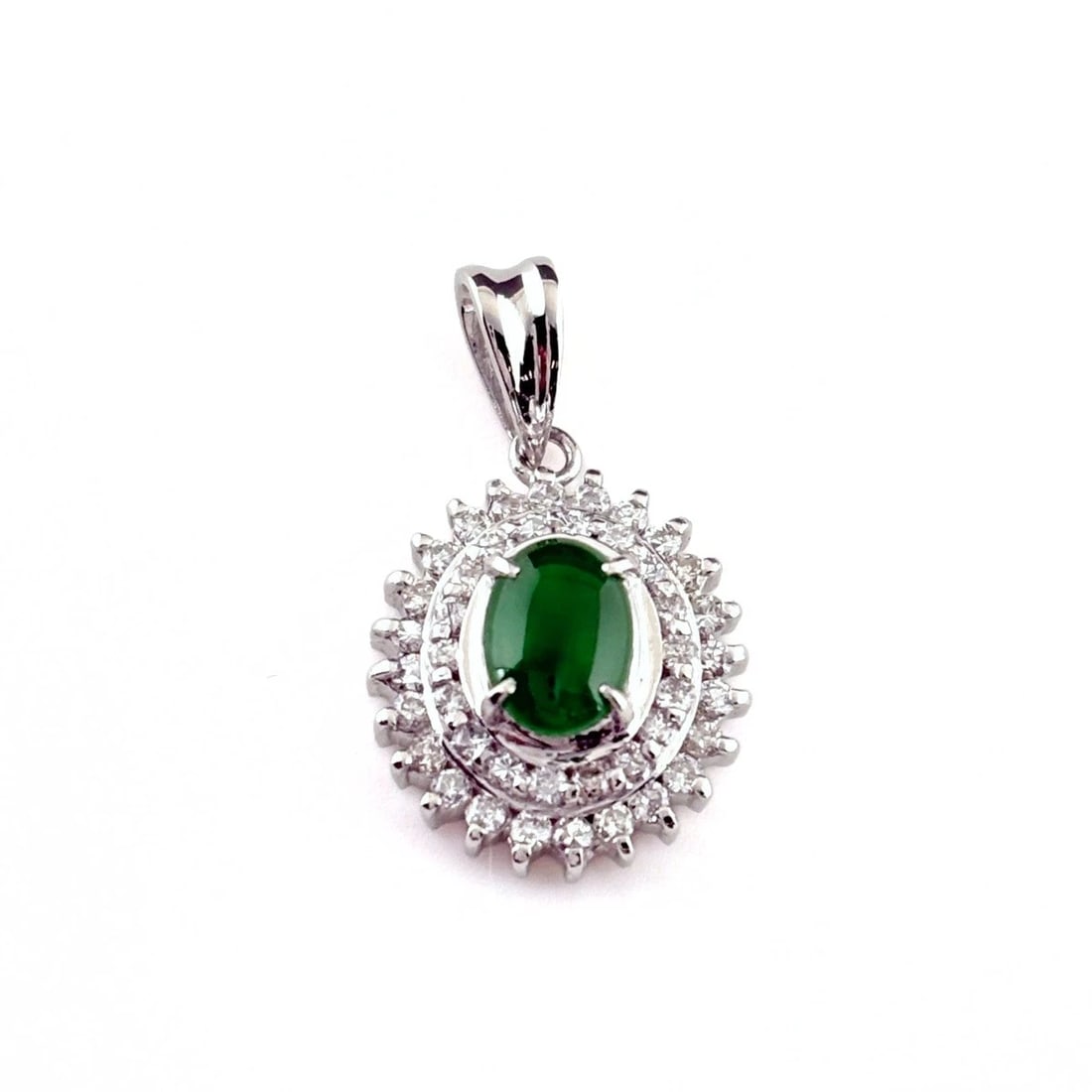 JADE PLATINUM MELEE DIAMOND PENDANT HEAD PT900 (1 of 2)