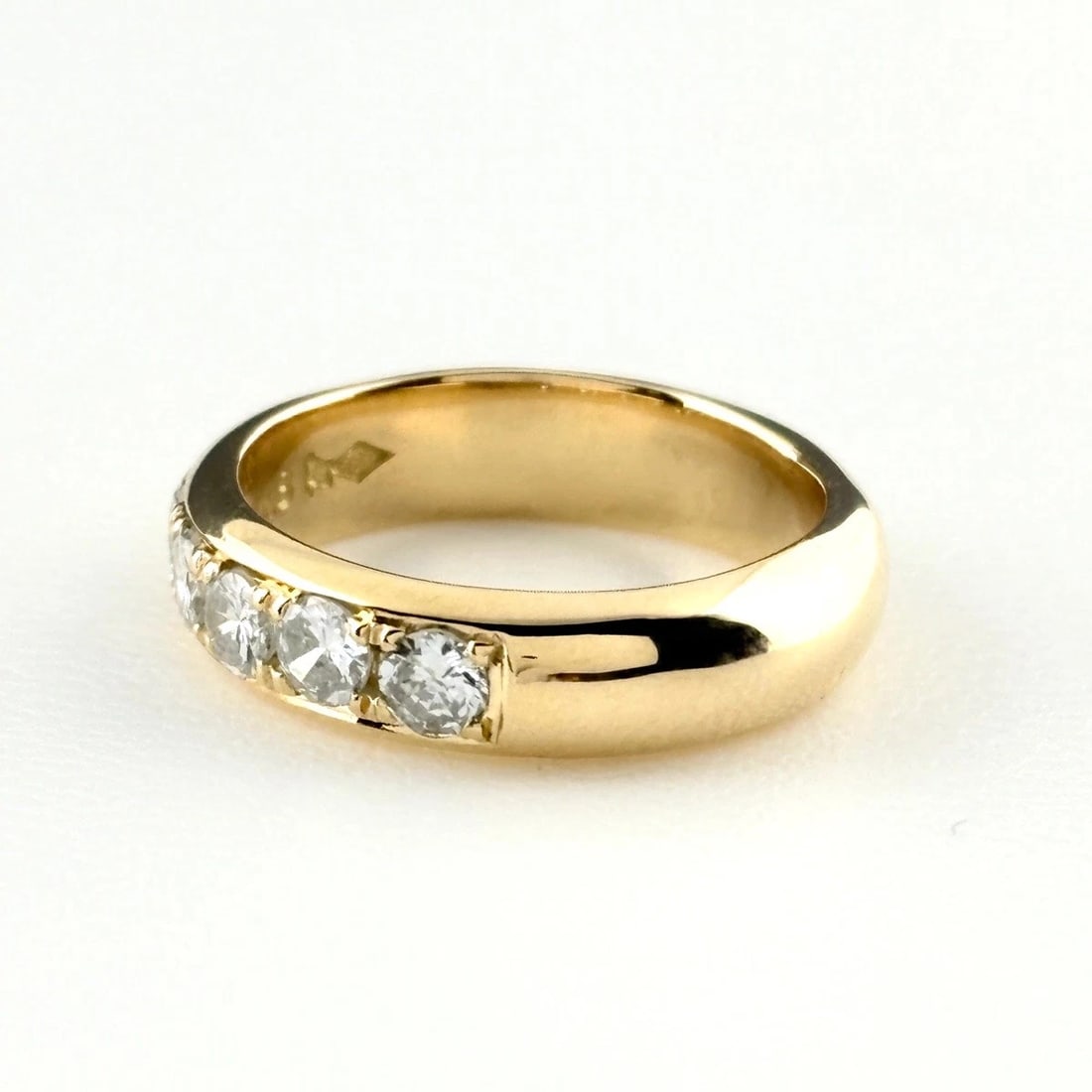 MELEE DIAMOND DESIGN RING YG RING 18K: Melee Diamond Design Ring Yg Ring 18K Brand: Unbranded Type/Style: Ring Material: 18K YG, Main Stone Natural Color: YG Size: US6 Accessories: None Accessories Notice: When purchasing pre-owned goods,