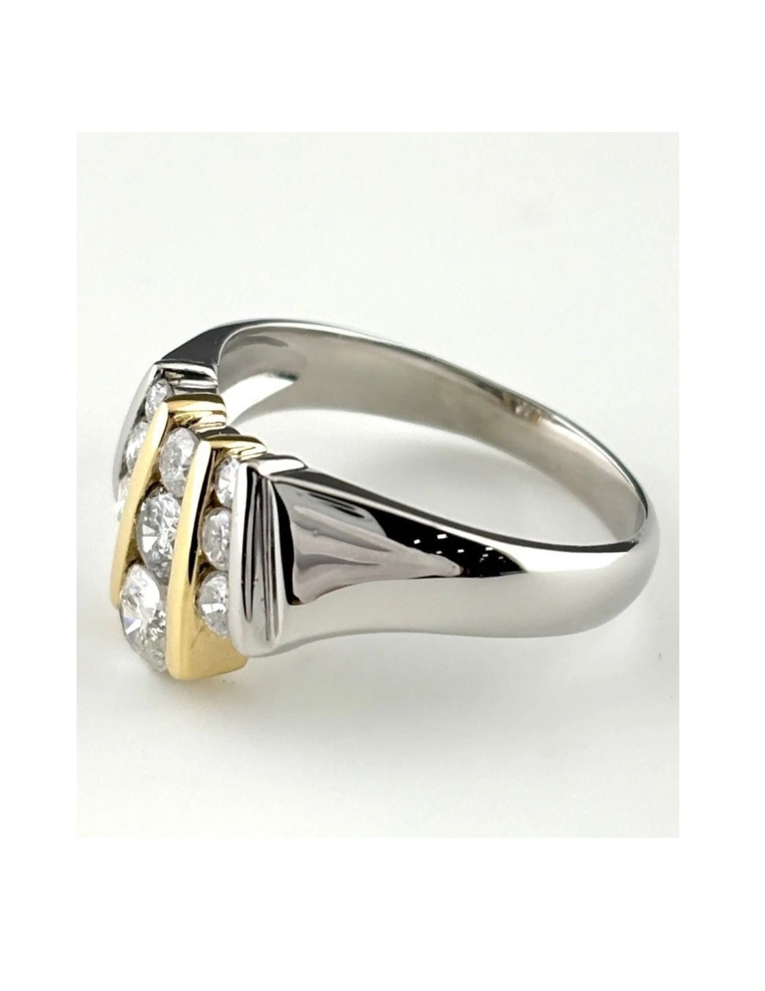 MELEE DIAMOND DESIGN RING PLATINUM RING PT900: Melee Diamond Design Ring Platinum Ring Pt900 Brand: Unbranded Type/Style: Ring Material: Pt900, Main Stone Natural Color: None Size: US8 to 8.5 Accessories: None Accessories Notice: When