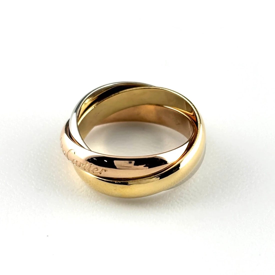 CARTIER TRINITYRING YG PG WG RING THREE-COLOR: Cartier Trinityring Yg Pg Wg Ring Three-Color Brand: CARTIER Type/Style: Ring Material: 750YG/PG/WG, Main Stone None Color: YG/PG/WG Size: US5.5 to 6 Accessories: None Accessories Notice: When