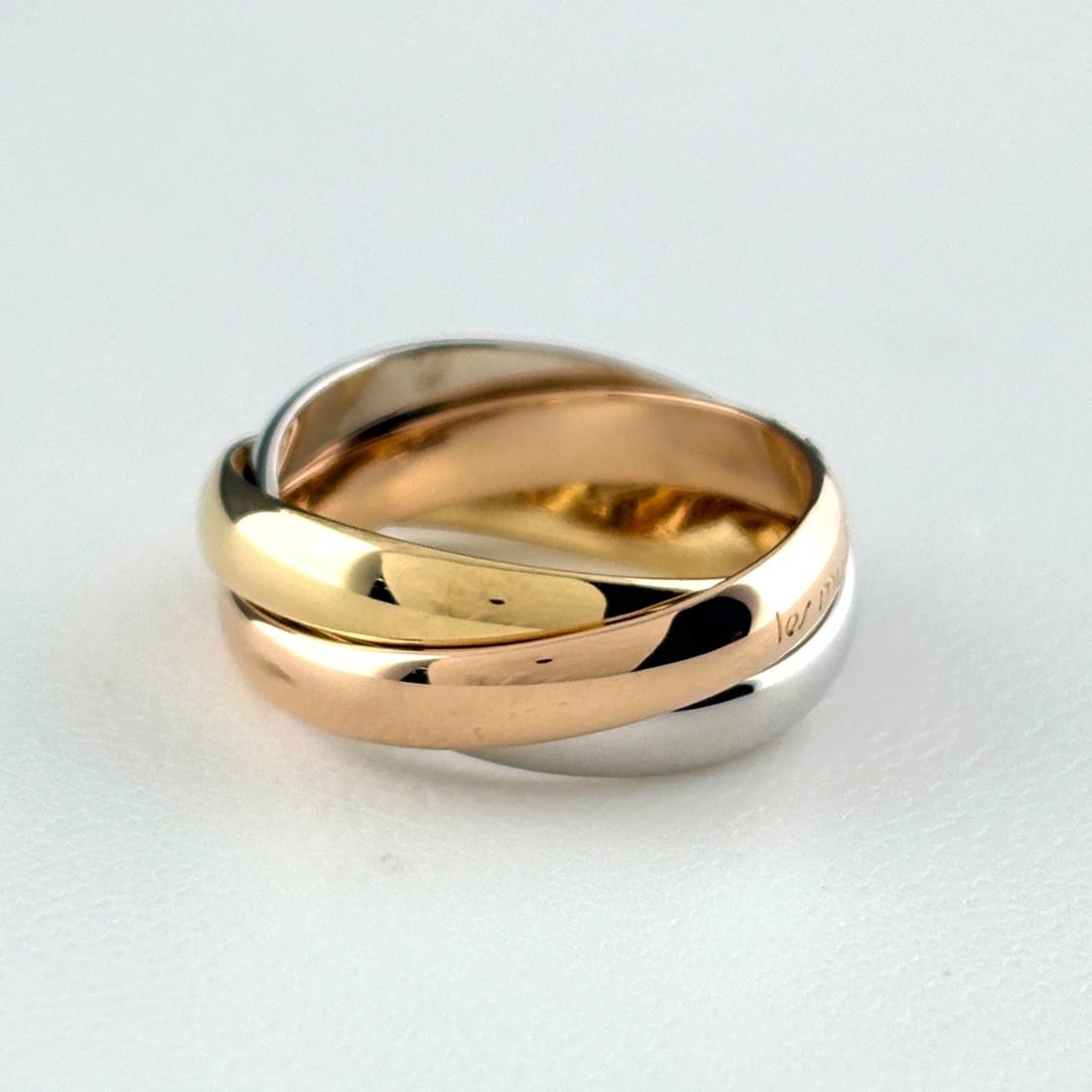 CARTIER TRINITY YG PG WG RING THREE-COLOR: Cartier Trinity Yg Pg Wg Ring Three-Color Brand: CARTIER Type/Style: Ring Material: 750YG/PG/WG, Main Stone None Color: YG/PG/WG Size: US5 Accessories: None Accessories Notice: When purchasing