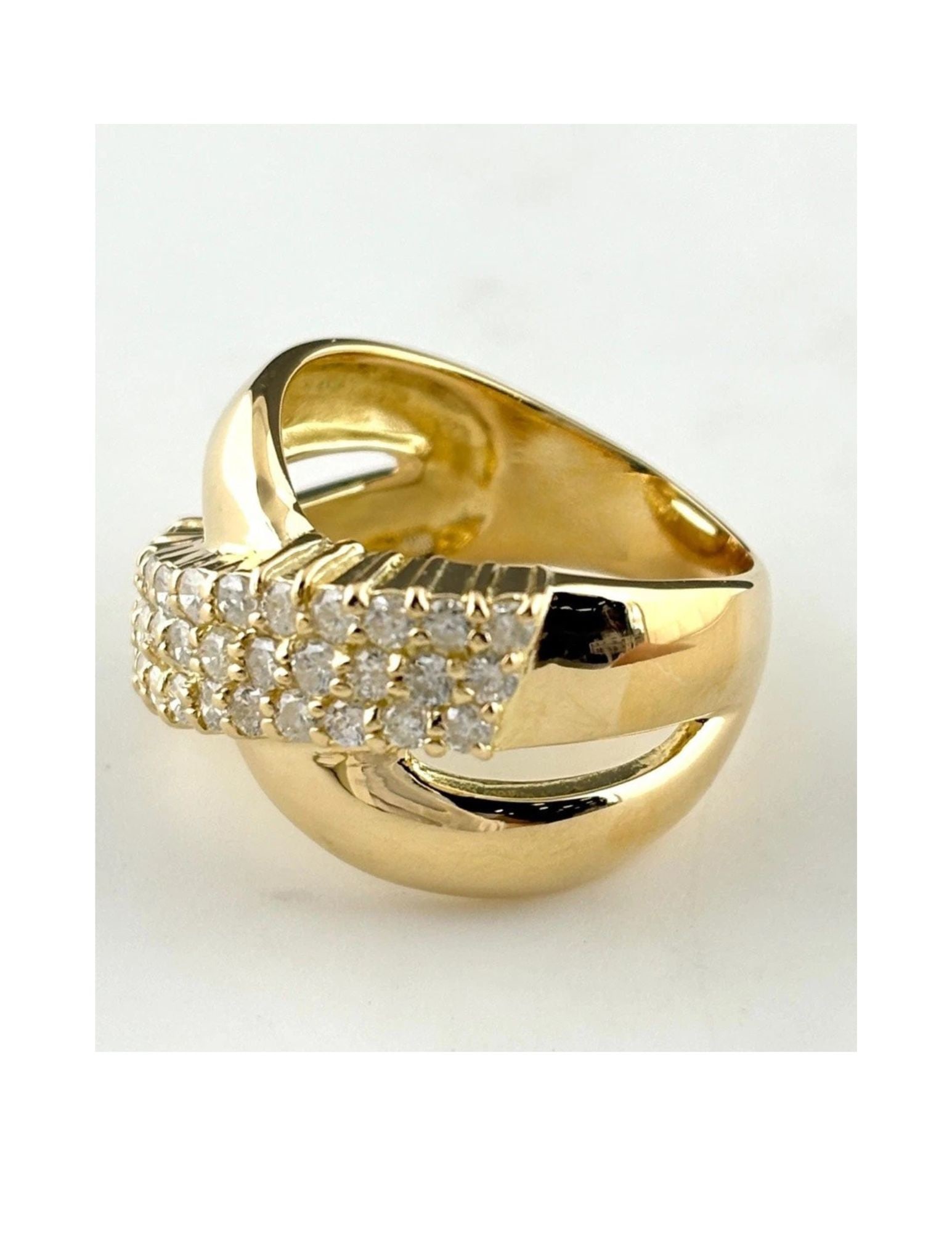 MELEE DIAMOND DESIGN RING YG RING: Melee Diamond Design Ring Yg Ring Brand: Unbranded Type/Style: Ring Material: 18K YG, Main Stone Natural Color: YG Size: US6 Accessories: None Accessories Notice: When purchasing pre-owned