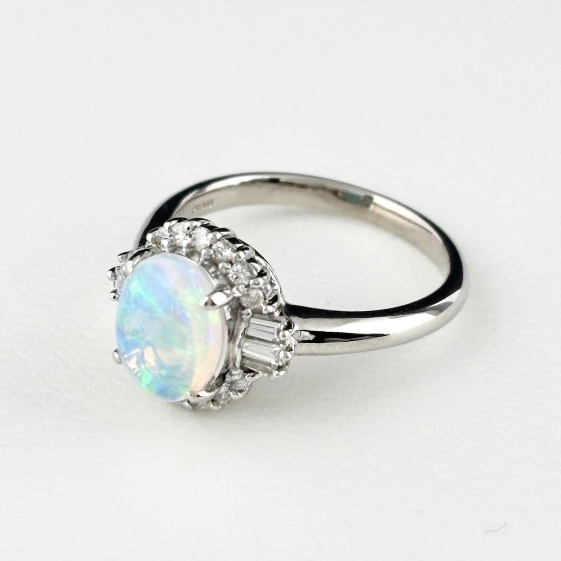 OPAL DESIGN RING PLATINUM RING MELEE DIAMOND RING - 2