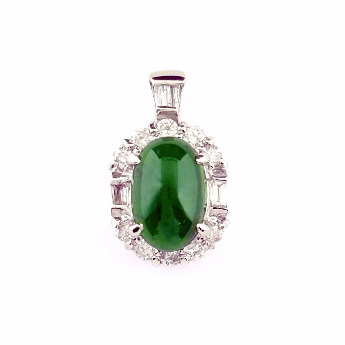 JADE PENDANT HEAD PLATINUM PENDANT HEAD PT900 JADE DIAMOND (1 of 3)
