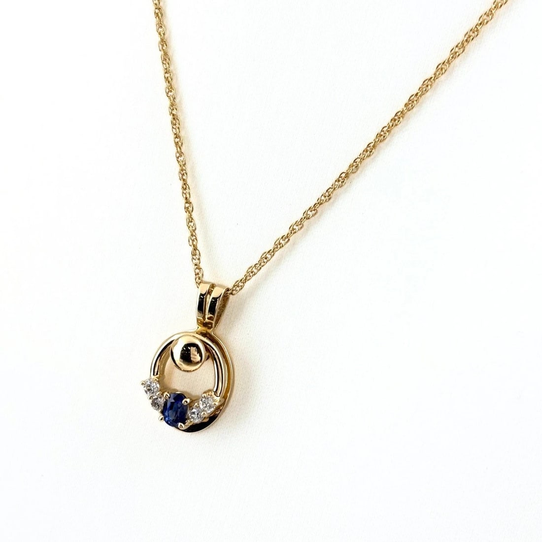 SAPPHIRE DESIGN NECKLACE YG PENDANT MELEE DIAMOND NECKLACE (1 of 4)