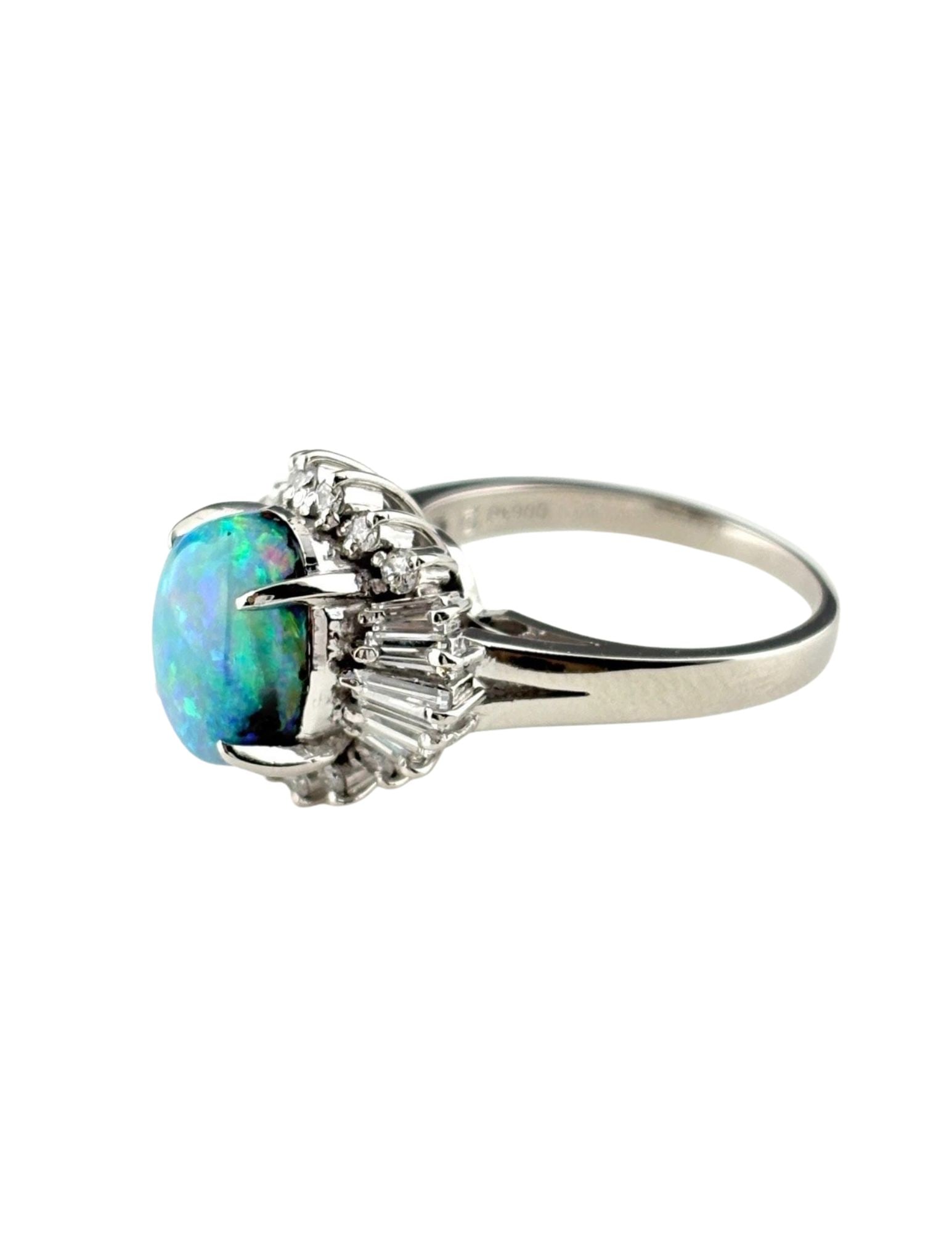 TASAKI BOULDER RING PLATINUM MELEE DIAMOND RING: Tasaki Boulder Ring Platinum Melee Diamond Ring Brand: TASAKI Type/Style: Ring Material: Pt900, Main Stone Opal /Secondary Stone:Natural Color: None Size: US6.5 Accessories: None Accessori