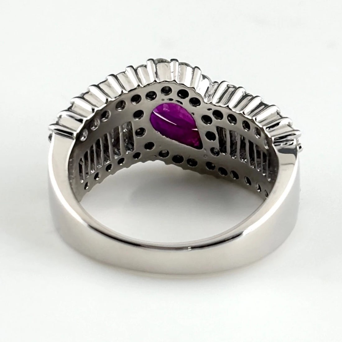 RUBY DESIGN RING PLATINUM MELEE DIAMOND RING - 3