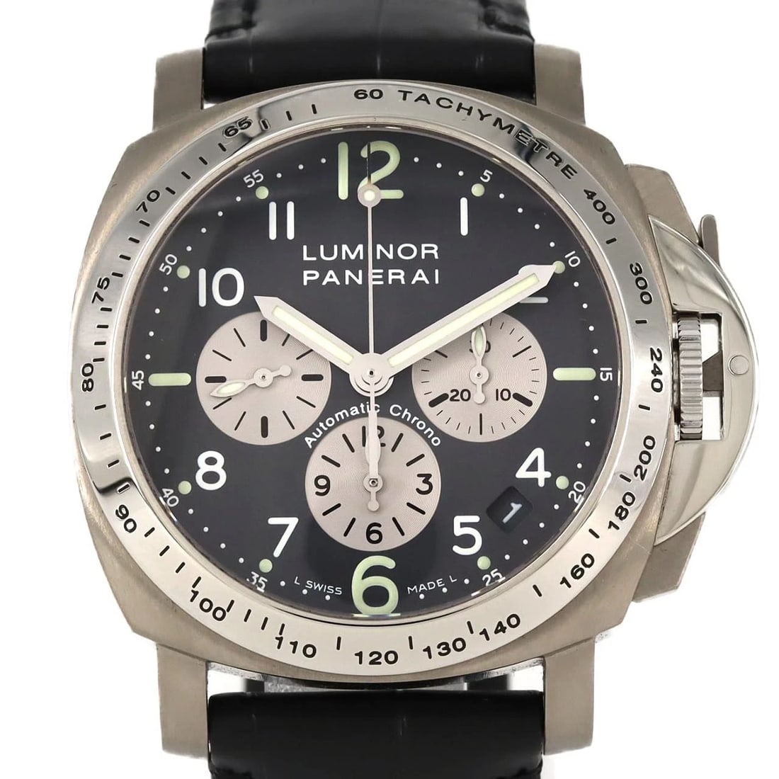 PANERAI LUMINOR CHRONOGRAPH SS WATCH: Panerai Luminor Chronograph SS Watch Brand: PANERAI Type/Style: Wrist watch Material: Case: Stainless steel x Titanium Bracelet: Strap Color: Size: Case diameter: Approx. 40mm Accessories: None