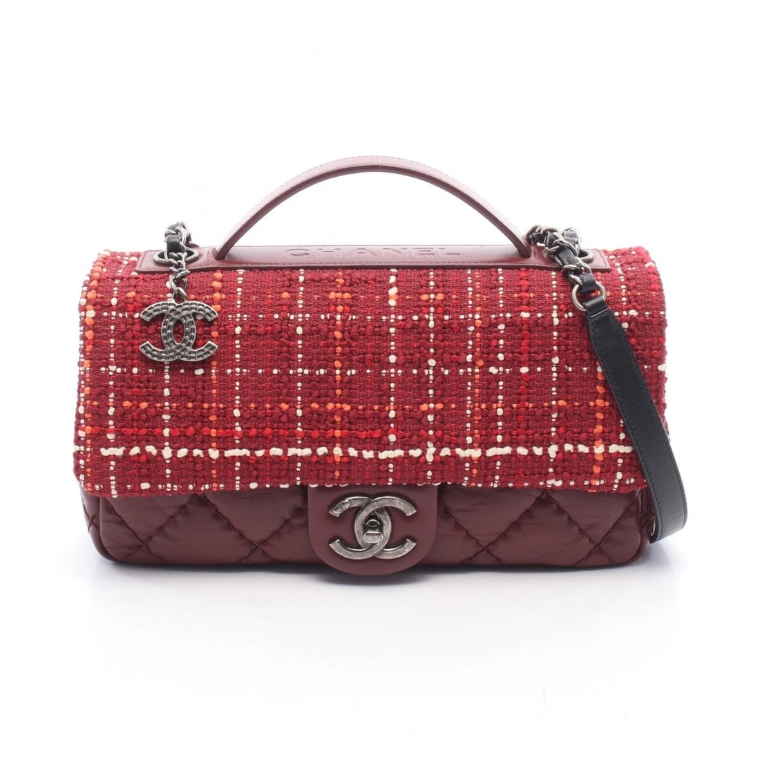CHANEL MATELASSE HANDLE CROSSBODY SHOULDER HANDBAG: CHANEL Matelasse Handle Crossbody Shoulder Handbag Brand: CHANEL Type/Style: Shoulder Bag Material: Fabric ? leather Color: Red?ish colors ? Bordeaux?ish colors ? Multicolor?ish colors Size: