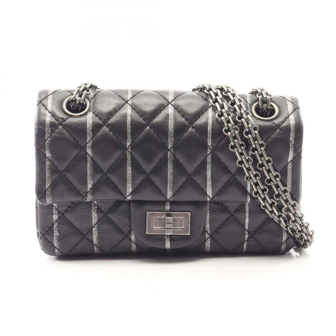 CHANEL 2.55 MINI MATELASSE CHAIN SHOULDER HANDBAG: CHANEL 2.55 Mini Matelasse Chain Shoulder Handbag Brand: CHANEL Type/Style: Shoulder Bag Material: Lambskin (sheep leather) Color: Black?ish colors Size: (H:5.1inch x W:7.9inch x D:3.0inch) Access