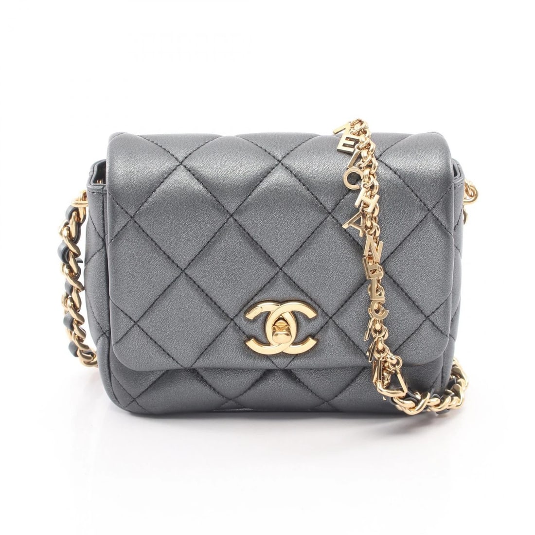 CHANEL MINI MATELASSE CHAIN SHOULDER CROSSBODY BAG: CHANEL Mini Matelasse Chain Shoulder Crossbody Bag Brand: CHANEL Type/Style: Shoulder Bag Material: Lambskin (sheep leather) Color: Gray?ish colors Size: (H:5.5inch x W:6.3inch x D:2.4inch) Access