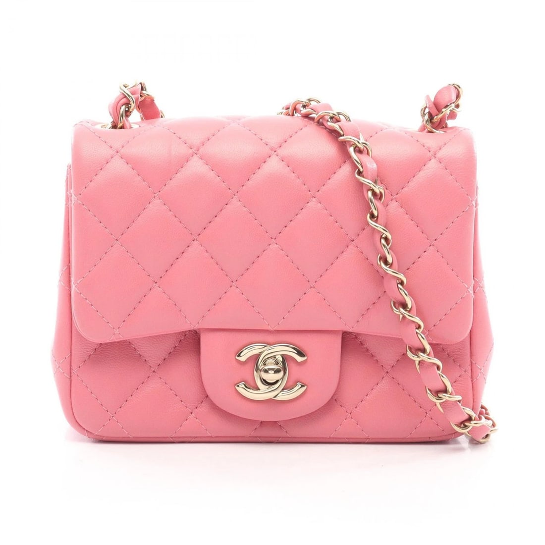 CHANEL MINI MATELASSE CHAIN SHOULDER CROSSBODY BAG: CHANEL Mini Matelasse Chain Shoulder Crossbody Bag Brand: CHANEL Type/Style: Shoulder Bag Material: Lambskin (sheep leather) Color: Pink?ish colors Size: (H:5.1inch x W:6.7inch x D:3.1inch) Access