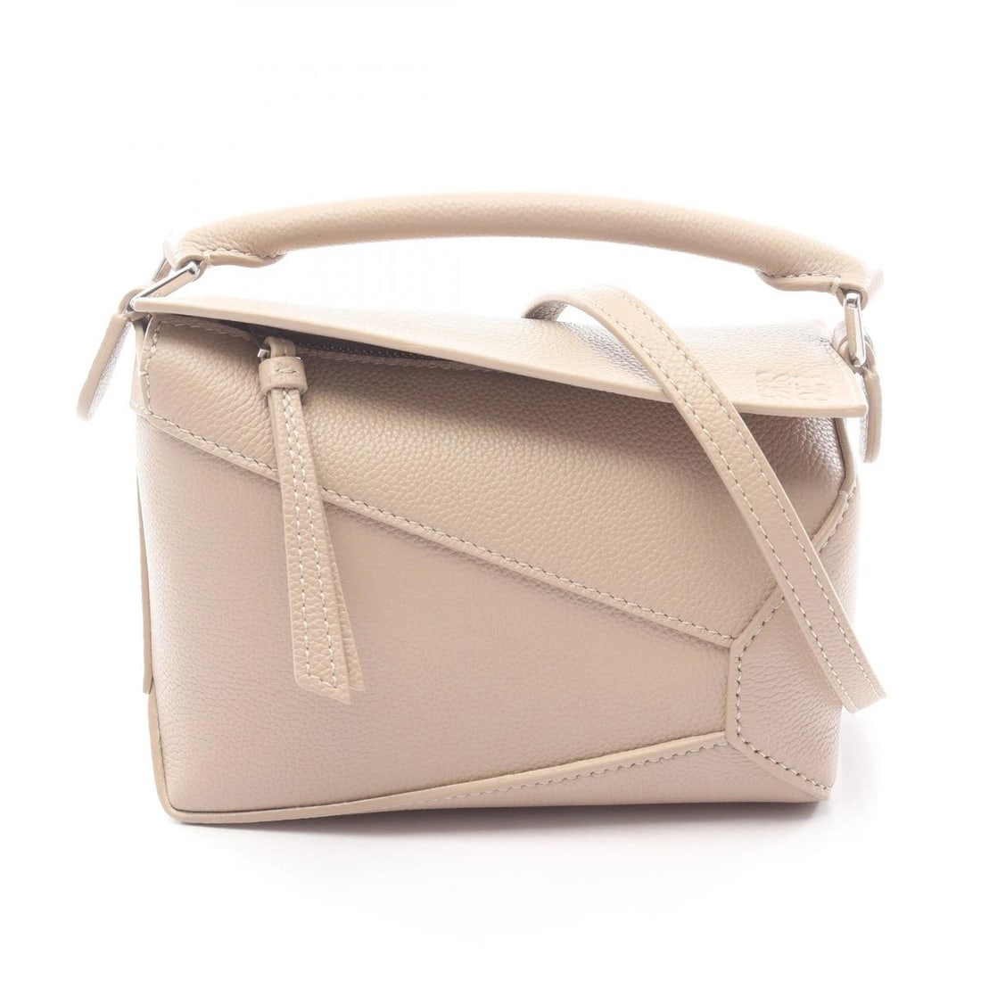 LOEWE PUZZLE EDGE MINI SHOULDER CROSSBODY HANDBAG: LOEWE Puzzle Edge Mini shoulder crossbody Handbag Brand: LOEWE Type/Style: Handbag Material: leather Color: Beige?ish colors Size: (H:4.7inch x W:6.7inch x D:2.8inch) Accessories: None Acc