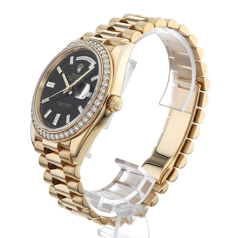 ROLEX DATE BEZEL DIAMOND WATCH - 2