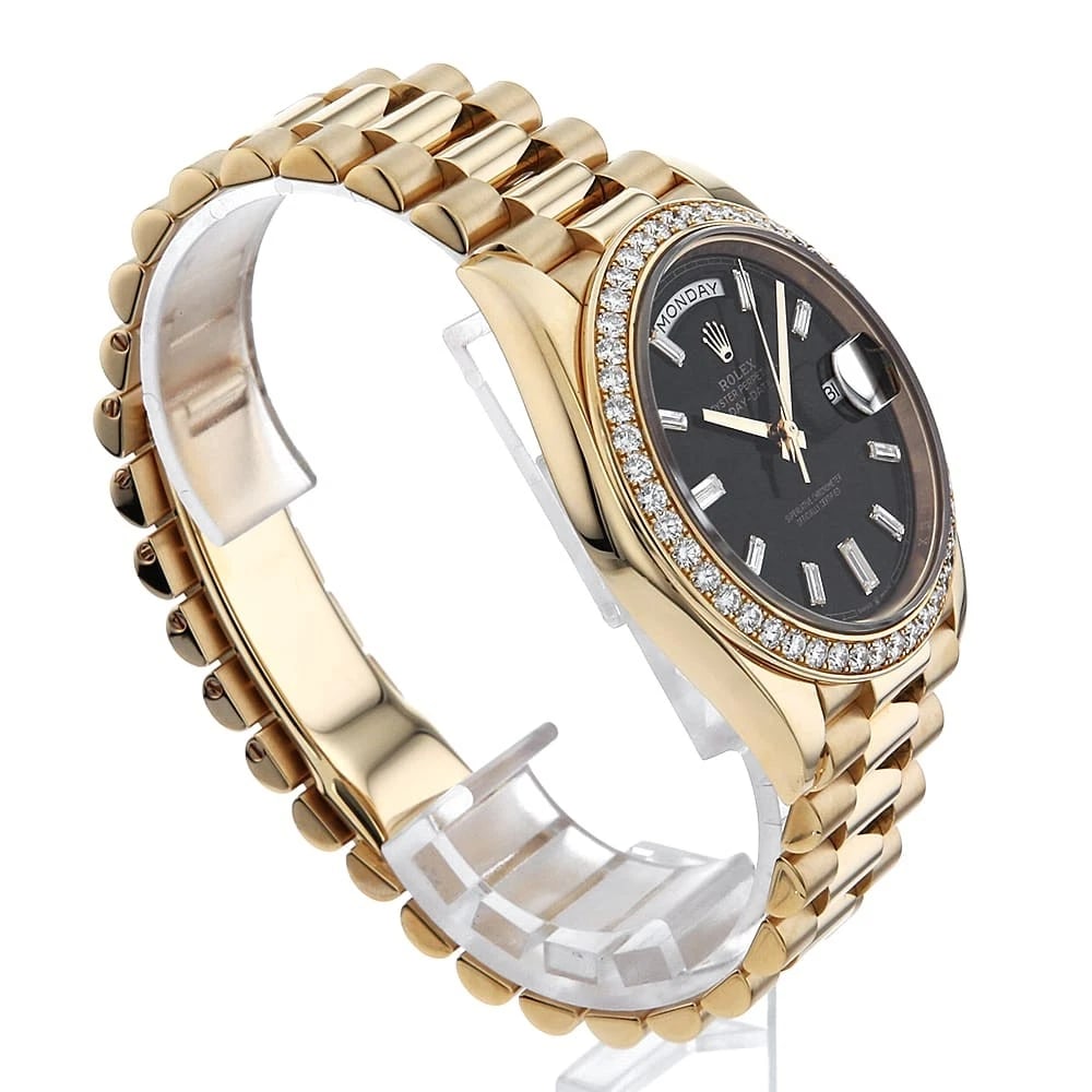 ROLEX DATE BEZEL DIAMOND WATCH - 3