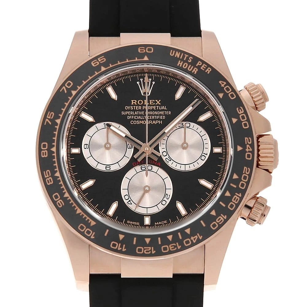 ROLEX COSMOGRAPH DAYTONA BLACK X SAND WATCH: ROLEx Cosmograph Daytona black x Sand Watch Brand: ROLEx Type/Style: Wrist watch Material: Band Material rubber, Case Material Everose Gold Color: Dial Color Black Size: Case:WCircumference of Wrist:1