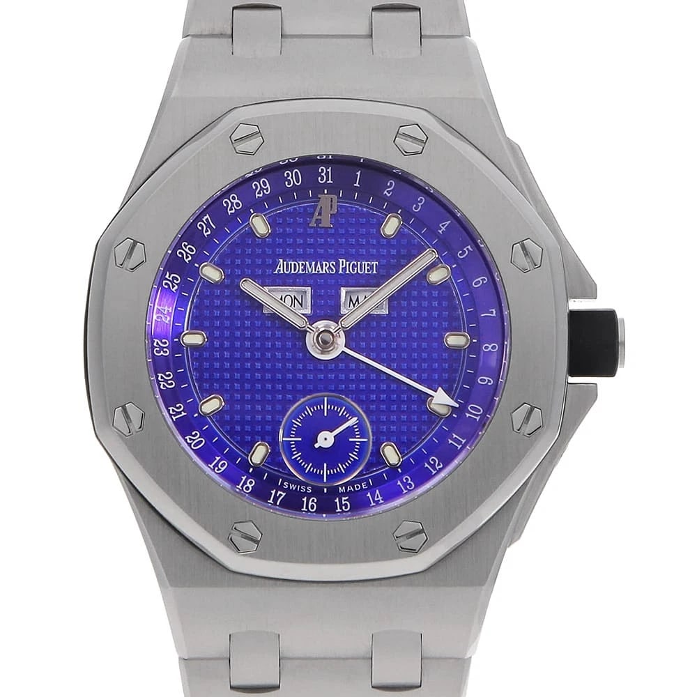 AUDEMARS PIGUET ROYAL OAK STAINLESS STEEL WATCH: AUDEMARS PIGUET Royal Oak Stainless Steel Watch Brand: AUDEMARS PIGUET Type/Style: Wrist watch Material: Band Material Stainless Steel, Case Material Stainless Steel Color: Dial Color Blue Size: Case:
