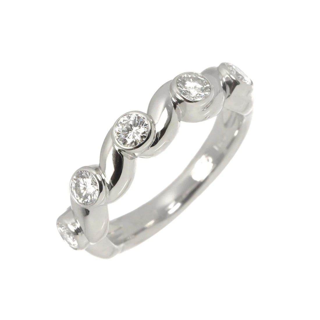 DIOR DIAMOND RING PLATINUM: Dior Diamond Ring Platinum Brand: Dior Type/Style: Ring Material: Pt950, Main Stone Natural Color: Platinum Size: 4(US) Accessories: None Accessories Notice: When purchasing pre-owned goods, please