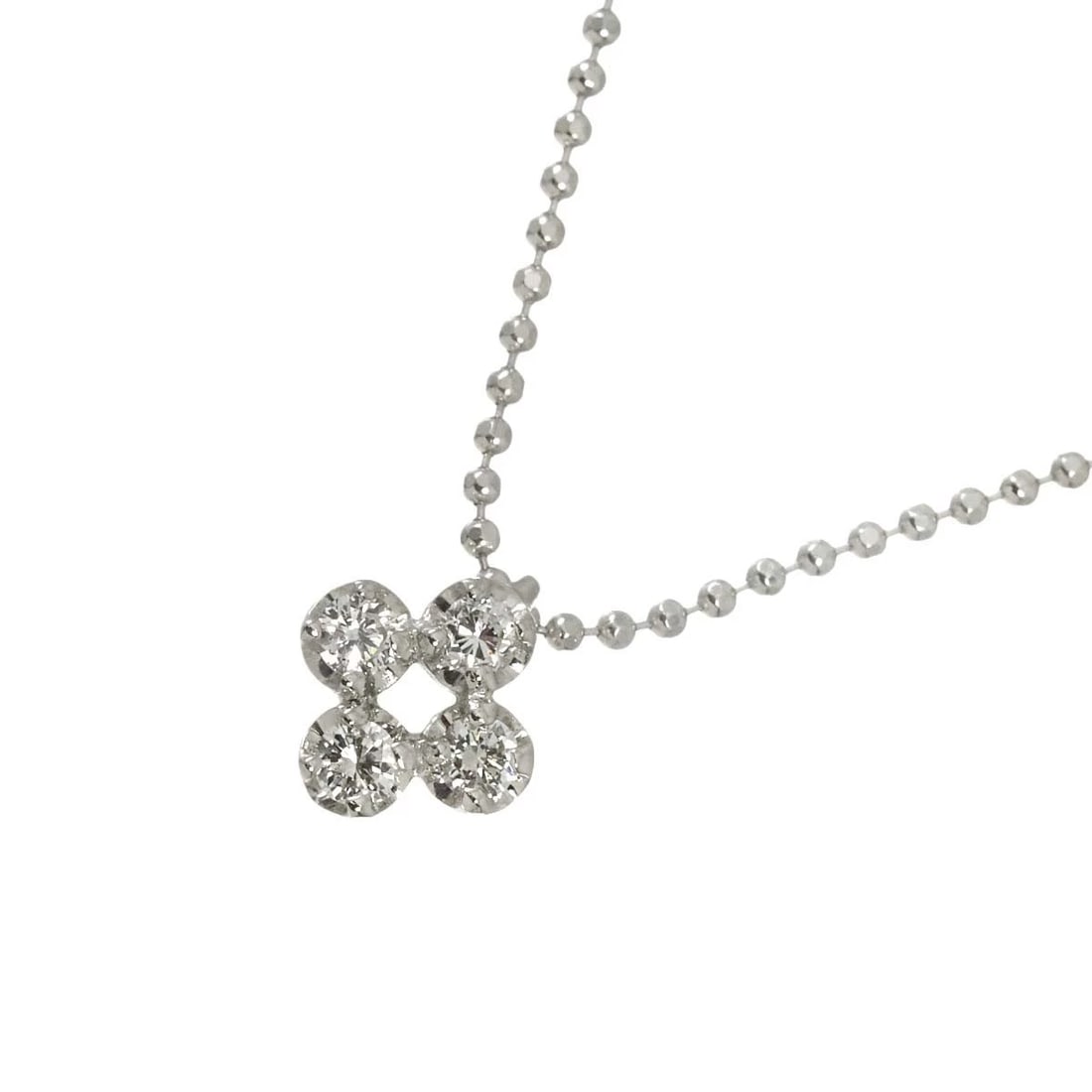 VENDOME AOYAMA DIAMOND NECKLACE: Vendome Aoyama Diamond Necklace Brand: Vendome Aoyama Type/Style: Necklace Material: 750 White Gold, Color: White Gold Size: internal circumference of the chain:15.7inch to 14.6inch Top Charm(max):W