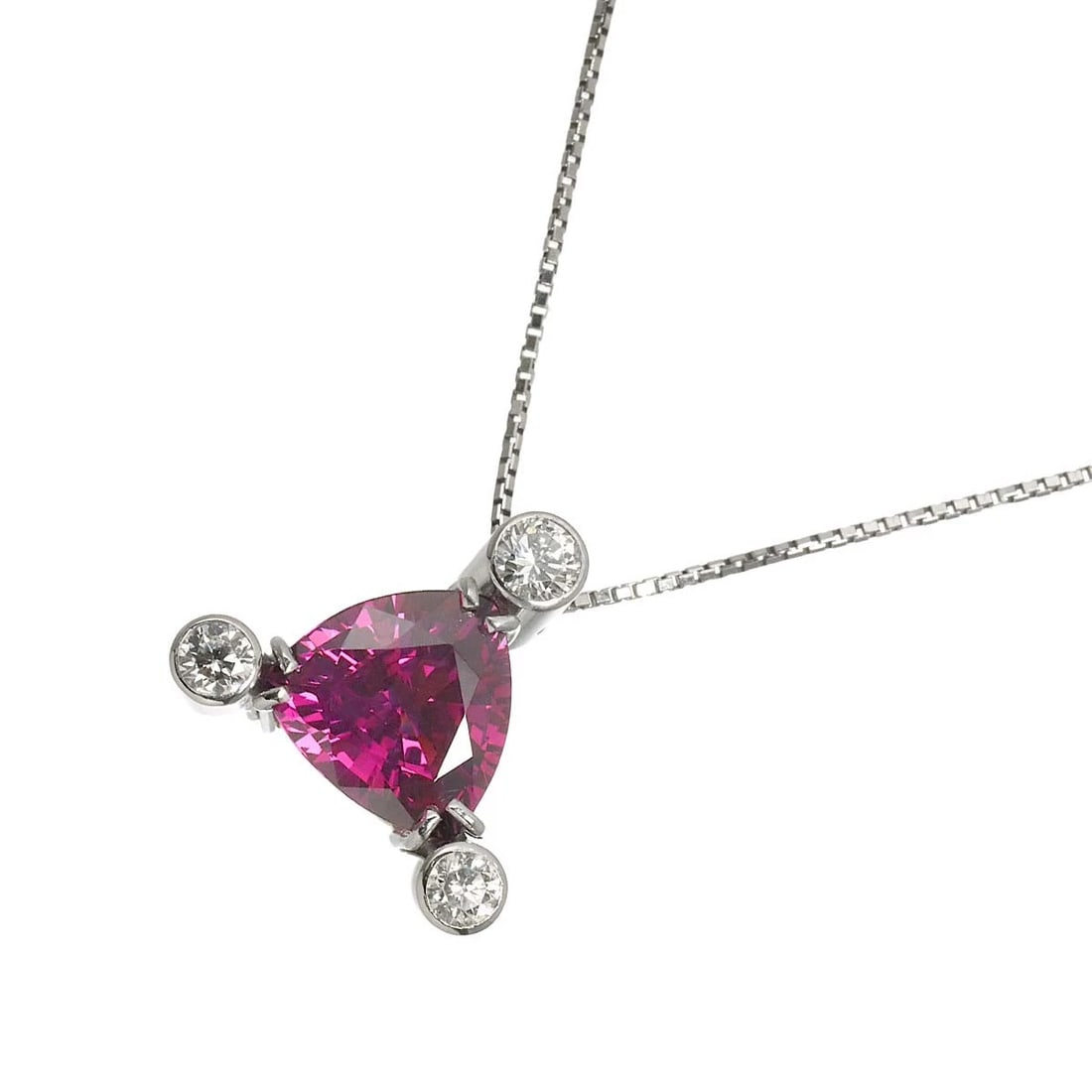 GARNET DIAMOND NECKLACE PLATINUM: Garnet Diamond Necklace Platinum Brand: Unbranded Type/Style: Necklace Material: Platinum, Color: Platinum Size: internal circumference of the chain:17.7inch(Adjustable) Top Charm(max):W 15.1x H 13.9m