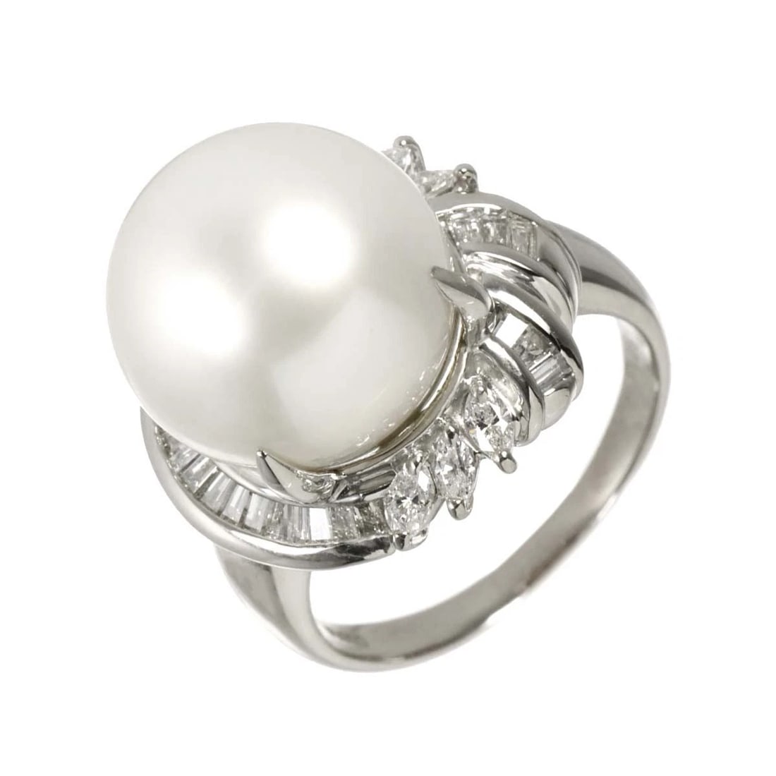 SOUTH SEA PEARL DIAMOND RING PLATINUM: South Sea pearl Diamond Ring Platinum Brand: Unbranded Type/Style: Ring Material: Pt900, Color: Platinum Size: 6.75-7.25(US) Accessories: None Accessories Notice: When purchasing pre-owned