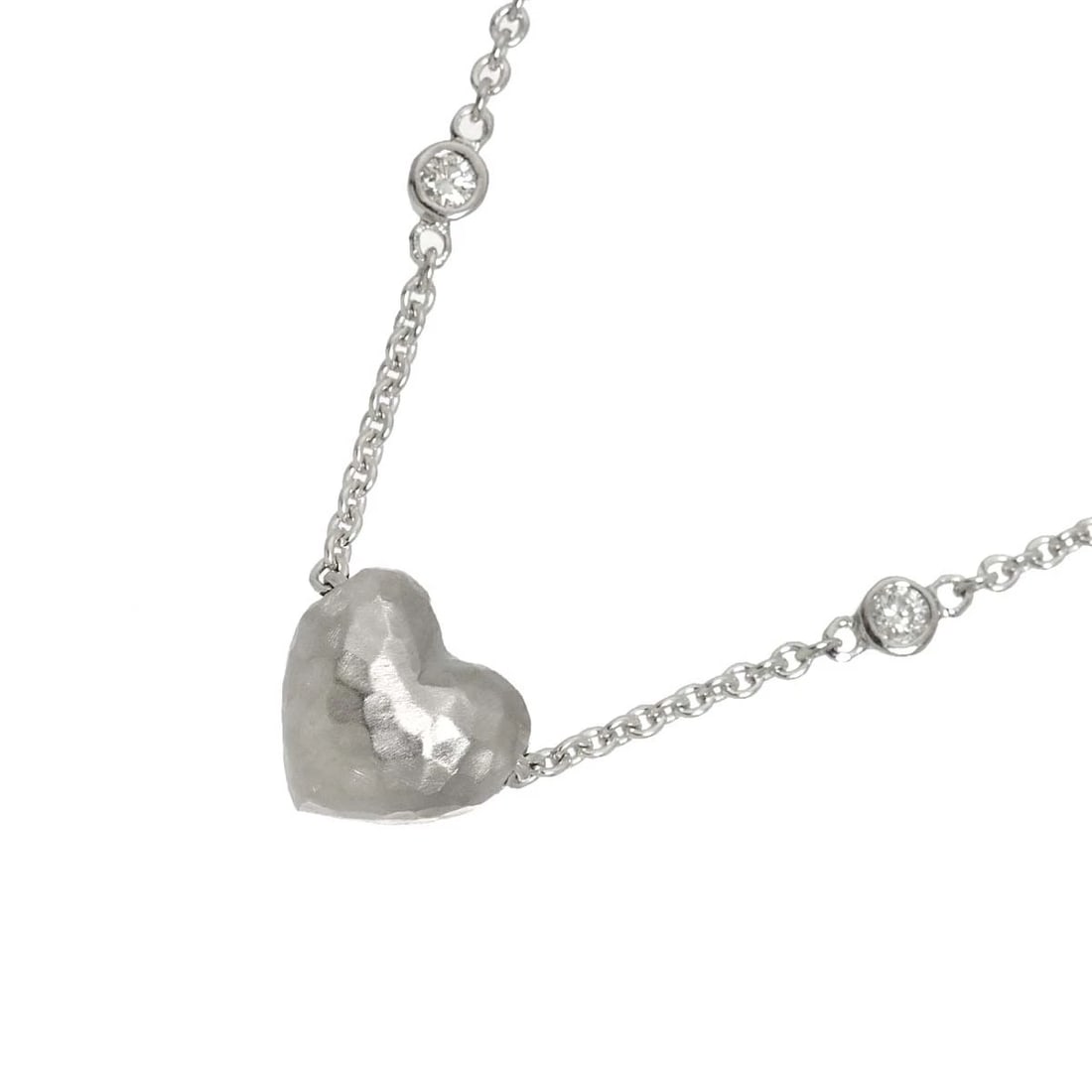 TIFFANY CO. HEART DIAMOND NECKLACE: TIFFANY Co. Heart Diamond Necklace Brand: TIFFANY Co. Type/Style: Necklace Material: 750 White Gold, Main Stone Natural Color: White Gold Size: internal circumference of the chain: 16.1inch Top