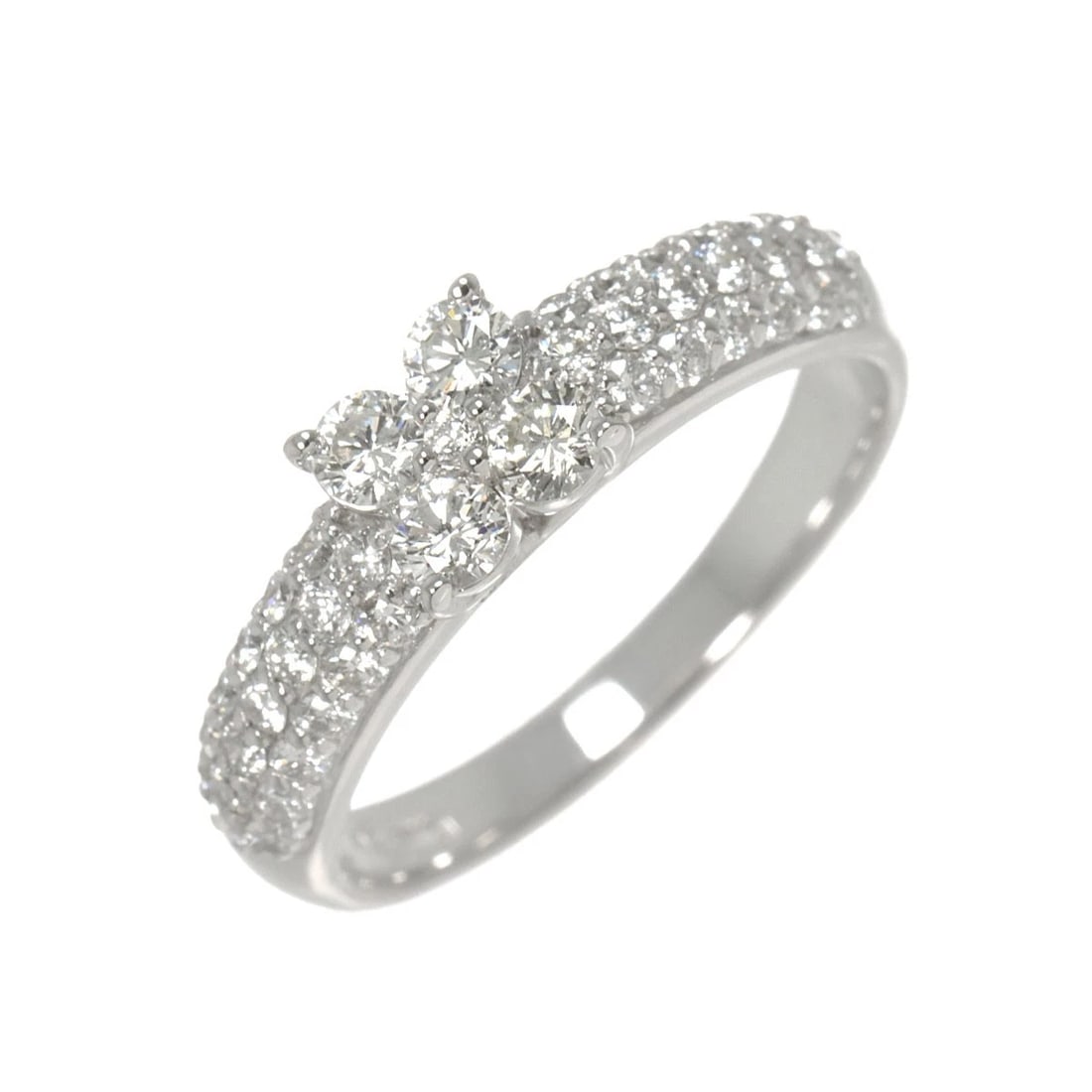 PONTE VECCHIO DIAMOND RING WG 750: Ponte Vecchio Diamond Ring WG 750 Brand: Ponte Vecchio Type/Style: Ring Material: 750 White Gold, Main Stone Natural Color: White Gold Size: 5.25(US) Accessories: None Accessories Notice: When