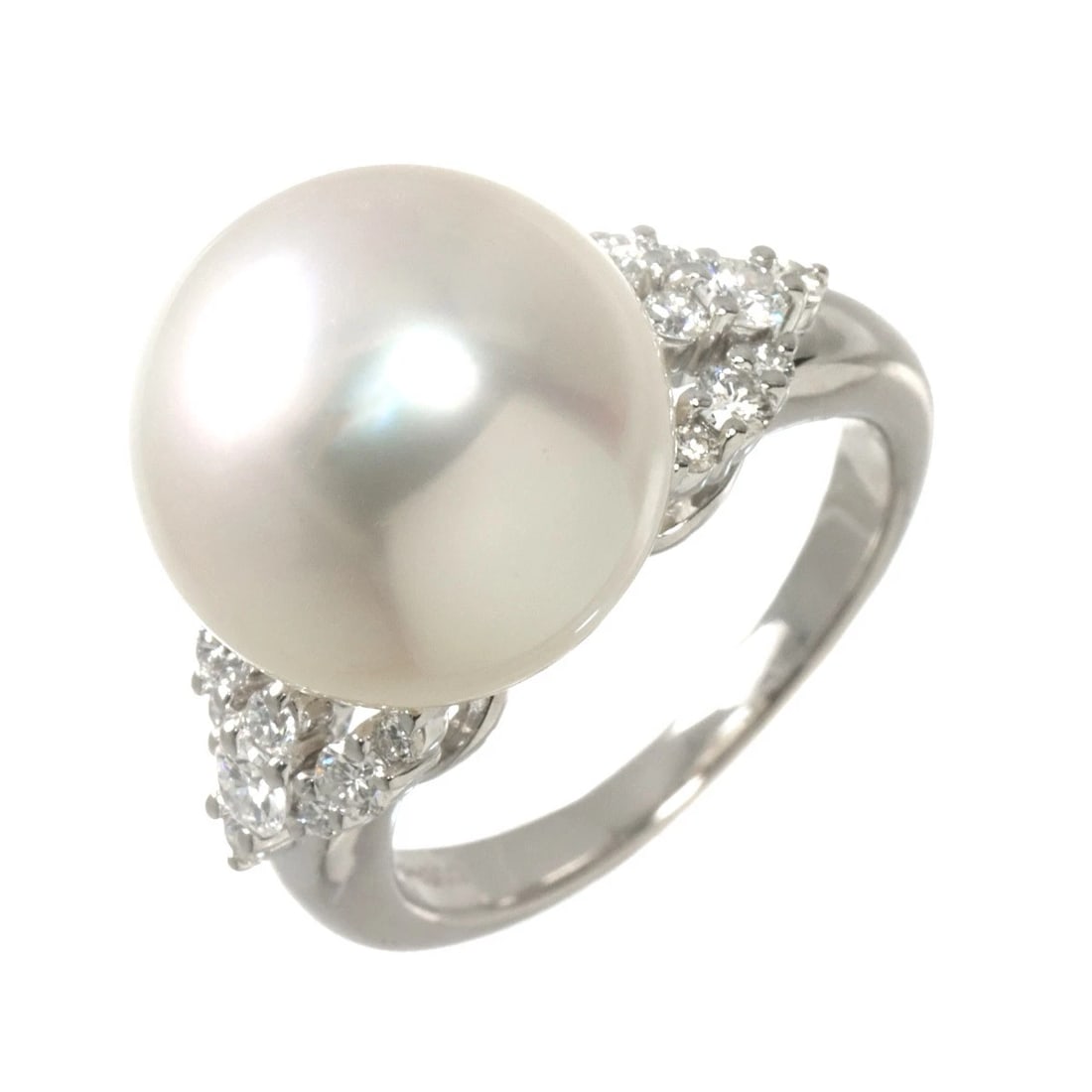 TASAKI SOUTH SEA PEARL DIAMOND RING PLATINUM: TASAKI South Sea pearl Diamond Ring Platinum Brand: TASAKI Type/Style: Ring Material: Pt900, Color: Platinum Size: 5.5-5.75(US) Accessories: None Accessories Notice: When purchasing pre-owned goods,