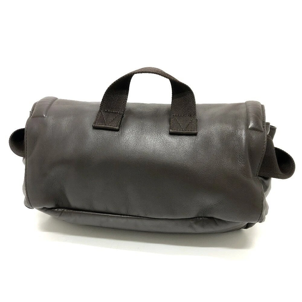 BOTTEGA VENETA BEAK BELT BAG LEATHER BROWN MEN CROSSBODY: Bottega Veneta Beak Belt Bag Leather Brown Men Crossbody Brand: Bottega Veneta Type/Style: Belt Bag & Fanny Pack Material: Leather Color: Brown with Silver Hardware Size: Width: Approx. 11.0 inches