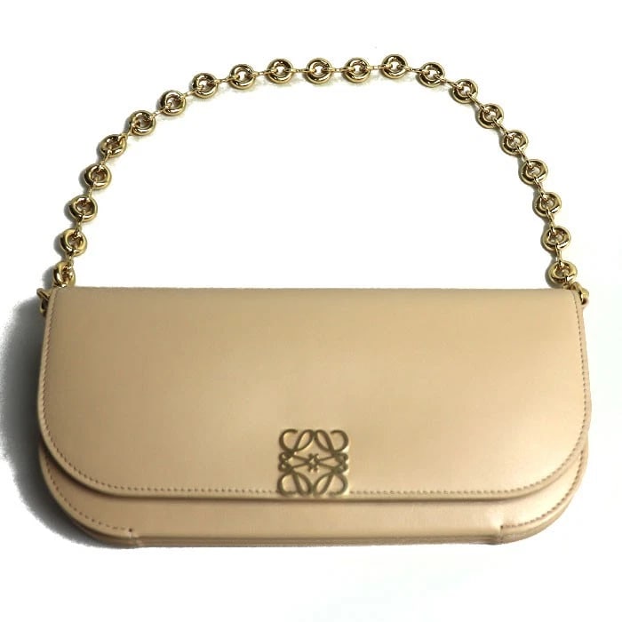 LOEWE GOYA LONG CHAIN CLUTCH SHOULDER CROSSBODY BAG: Loewe Goya Long Chain Clutch Shoulder Crossbody Bag Brand: LOEWE Type/Style: Clutch Bag Material: Leather Color: Beige Size: Width: approx. 9.6 inches (24.5 cm) Height: approx. 4.7 inches (12 cm) Dept