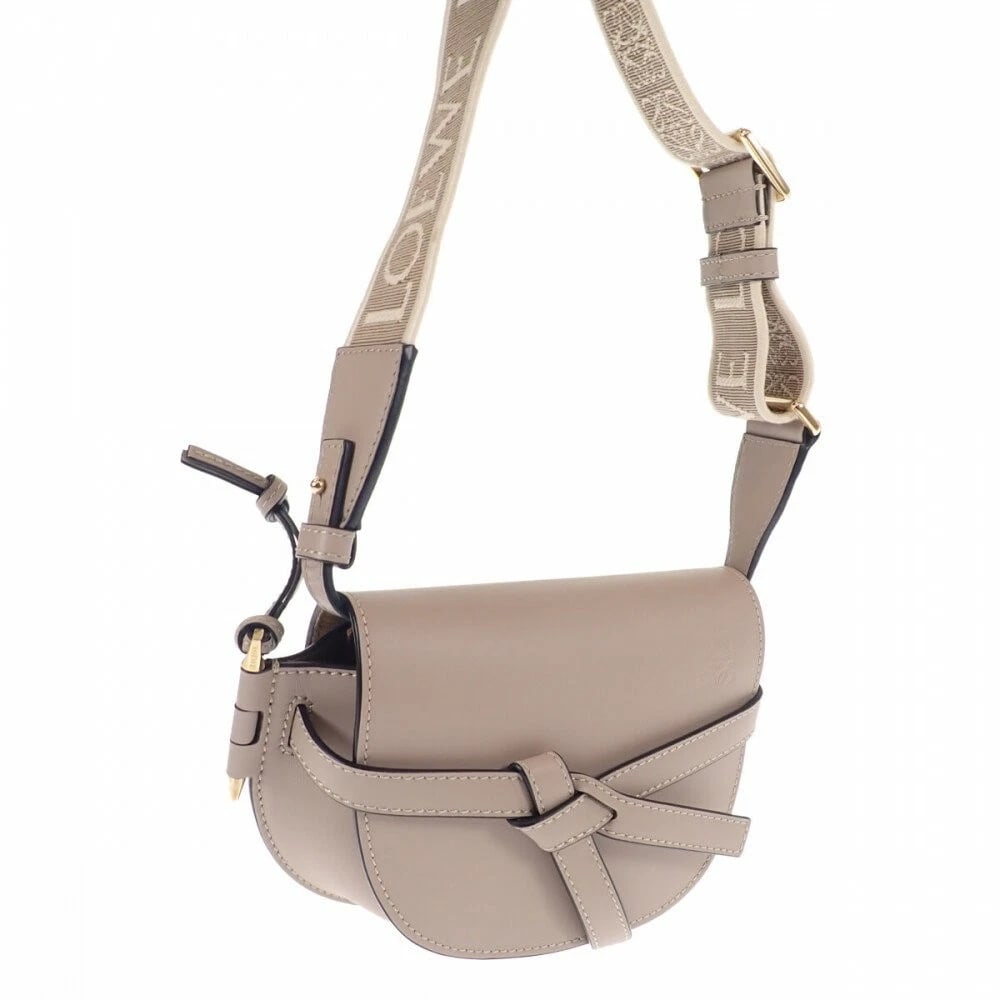 LOEWE SHOULDER BAG GATE DUAL BAG: LOEWE Shoulder Bag Gate Dual Bag Brand: Loewe Type/Style: Shoulder Bag Material: Soft Calfskin Color: Sand Size: Width: approx. 21 cm / 8.27 in Height: approx. 13 cm / 5.12 in Depth: approx. 9 cm /