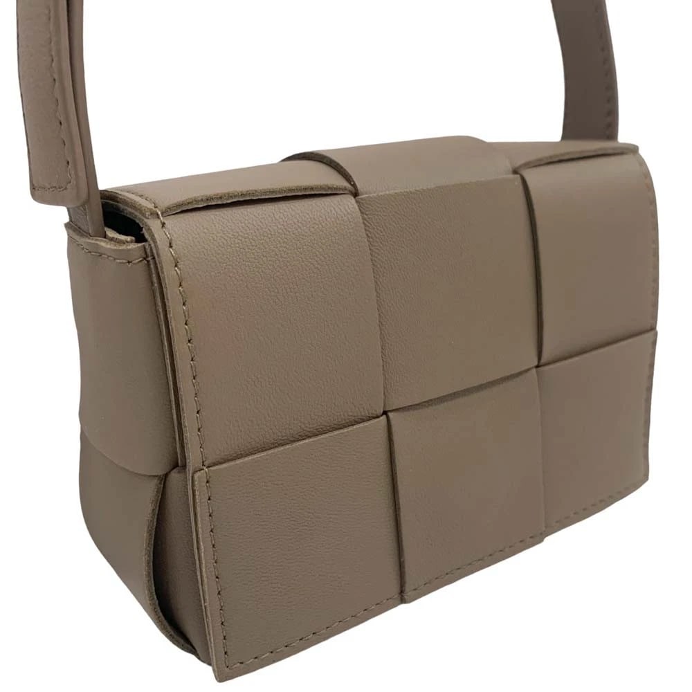 BOTTEGA VENETA SHOULDER BAG CANDY CASSETTE: Bottega Veneta Shoulder Bag Candy Cassette Brand: Bottega Veneta Type/Style: Shoulder Bag Material: Lambskin Leather Color: Brown Size: Width x Height x Depth: approx. 5.12 x 3.54 x 1.97 inches (13 x 