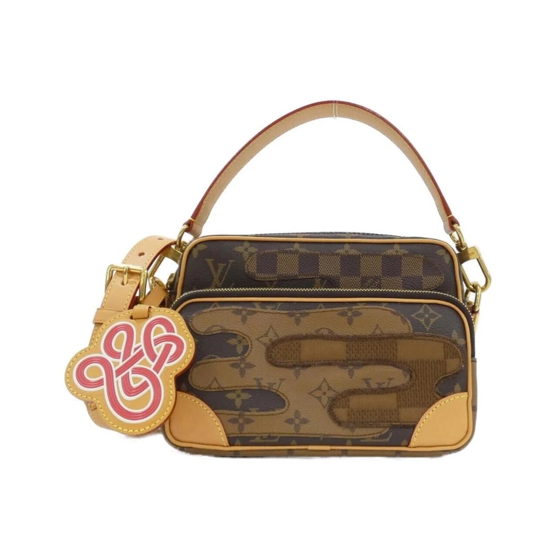 LOUIS VUITTON MONOGRAM LANDSCAPE NILE CROSSBODY SHOULDER BAG: Louis Vuitton Monogram Landscape Nile Crossbody Shoulder Bag Brand: Louis Vuitton Type/Style: Shoulder Bag Material: Coated Canvas Color: Brown / Gold Size: Approximately 23cm (W) x 17cm (H) x 8cm (D)